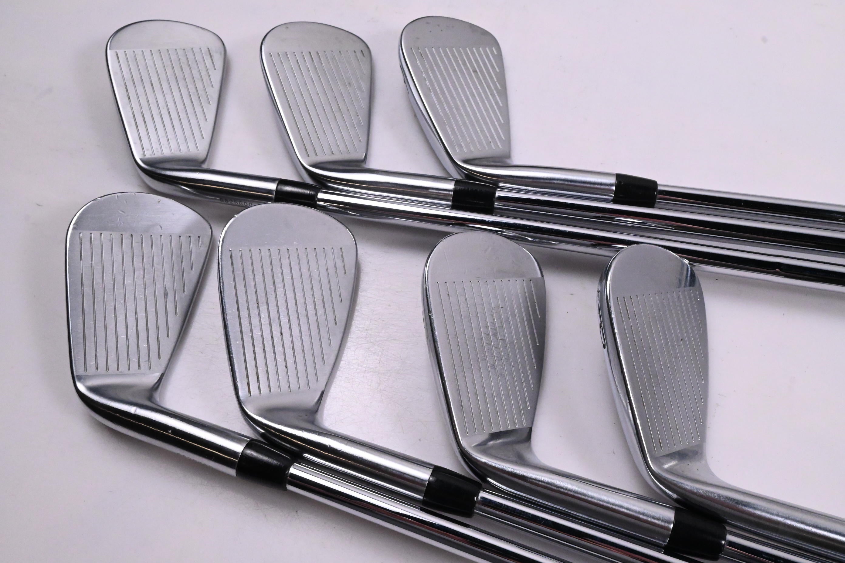 Titleist T100 2019 Irons / 4-PW / X-Flex Dynamic Gold X100 Shafts