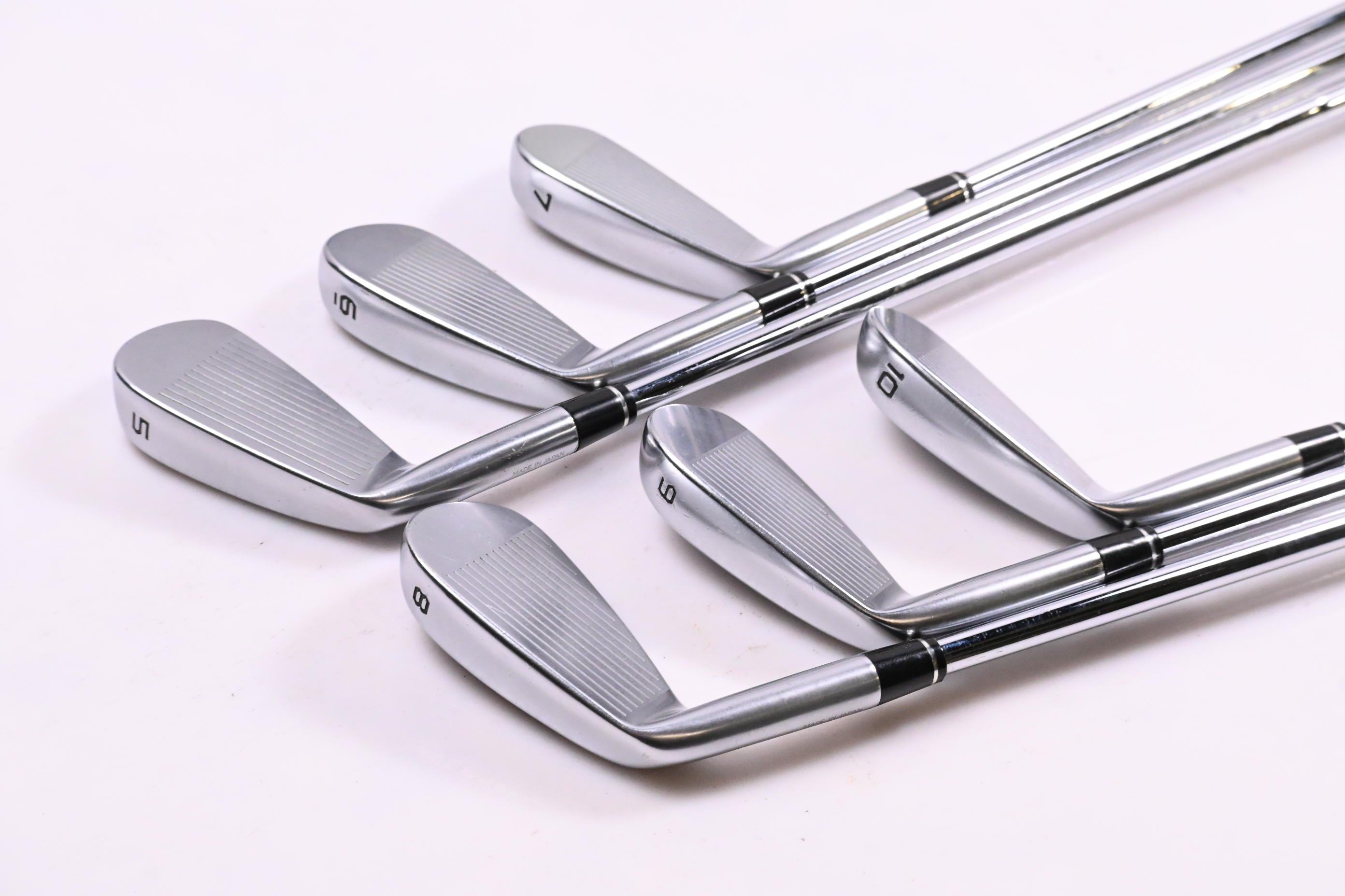 Honma TW747 P Irons / 5-PW / Regular Flex N.S.Pro 950GH Shafts