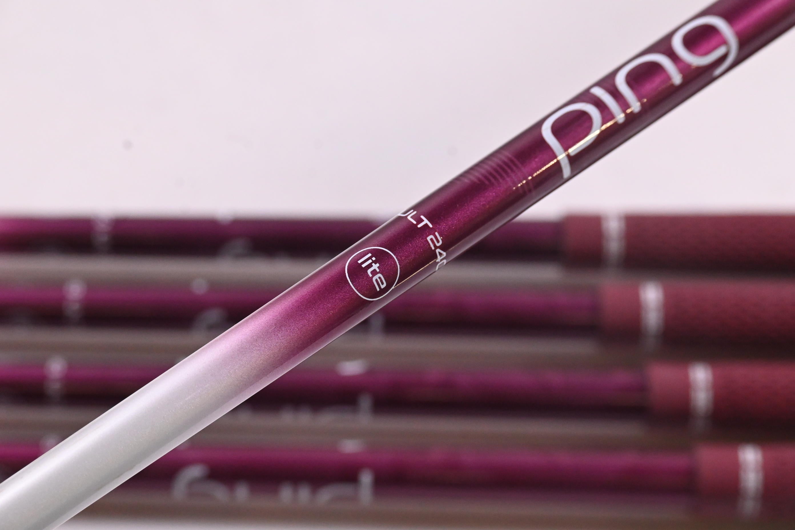 Ladies Ping G Le2 Irons / 7-PW+SW / Black Dot / Ladies Flex Ping ULT 240 Shafts