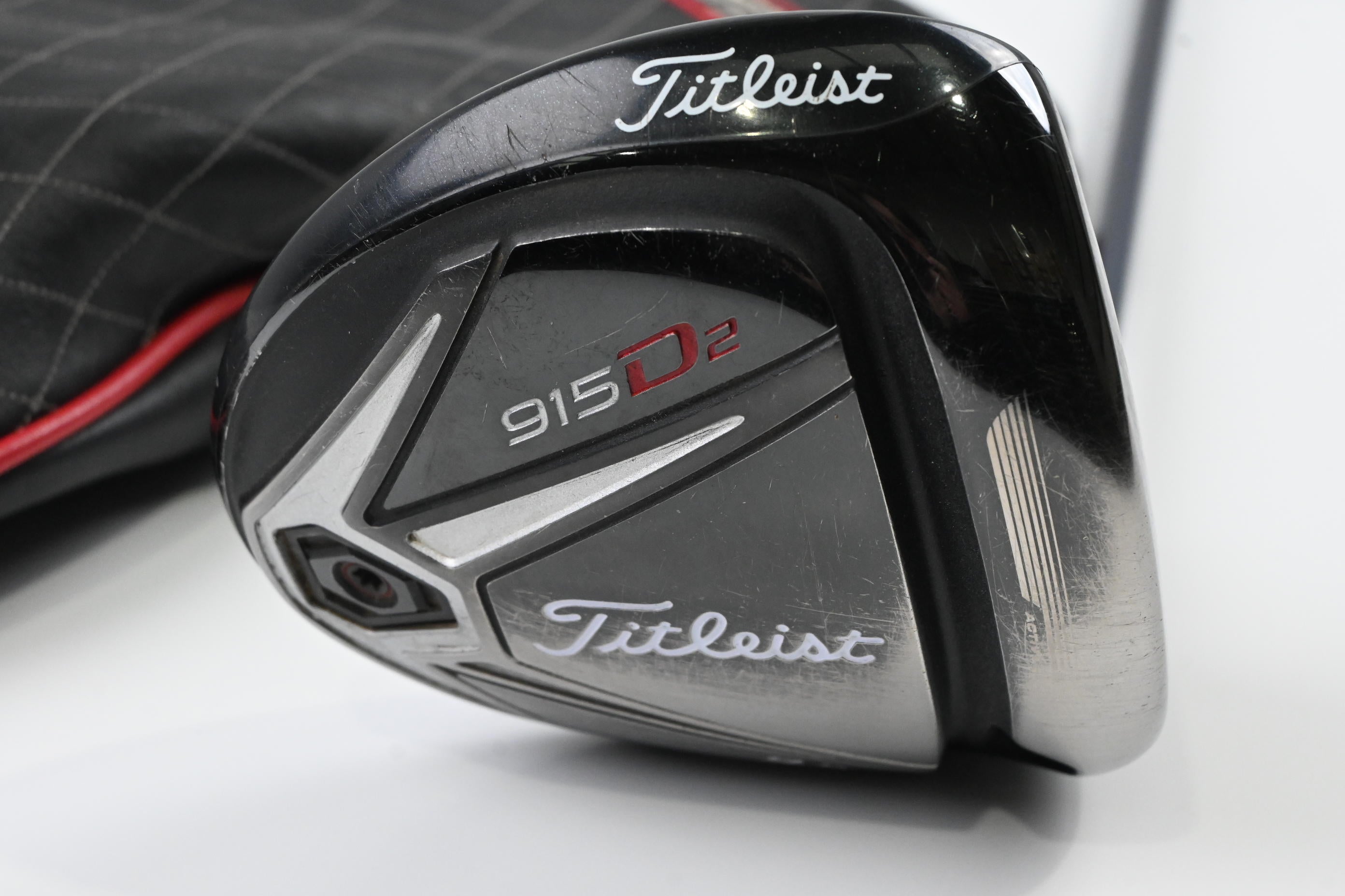 Titleist 915 D2 Driver / 9.5 Degree / Stiff Flex Speeder Pro Tour Spec 74