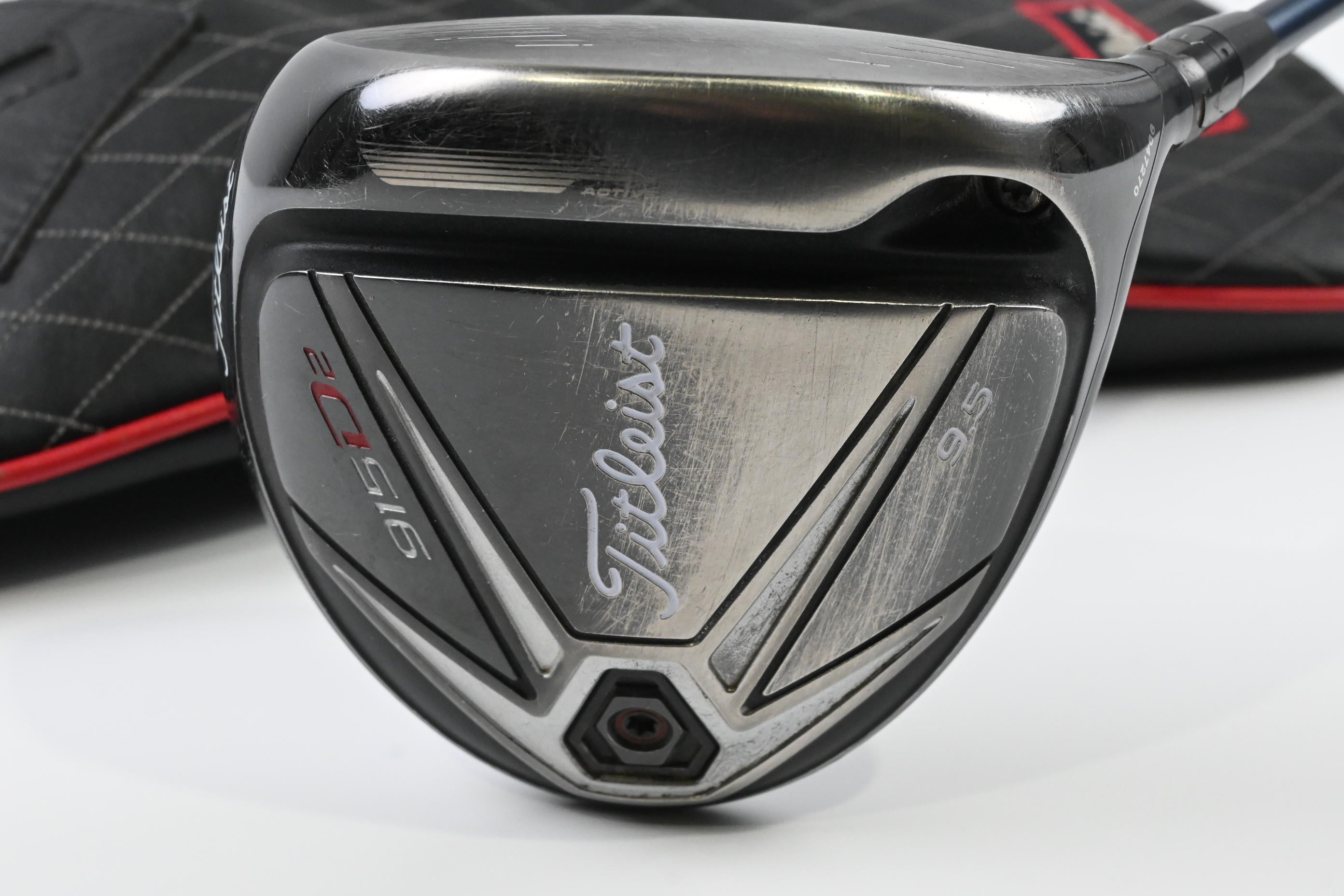 Titleist 915 D2 Driver / 9.5 Degree / Stiff Flex Speeder Pro Tour Spec 74