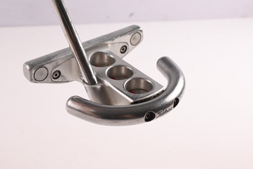 Scotty Cameron Futura Putter / 33 Inch