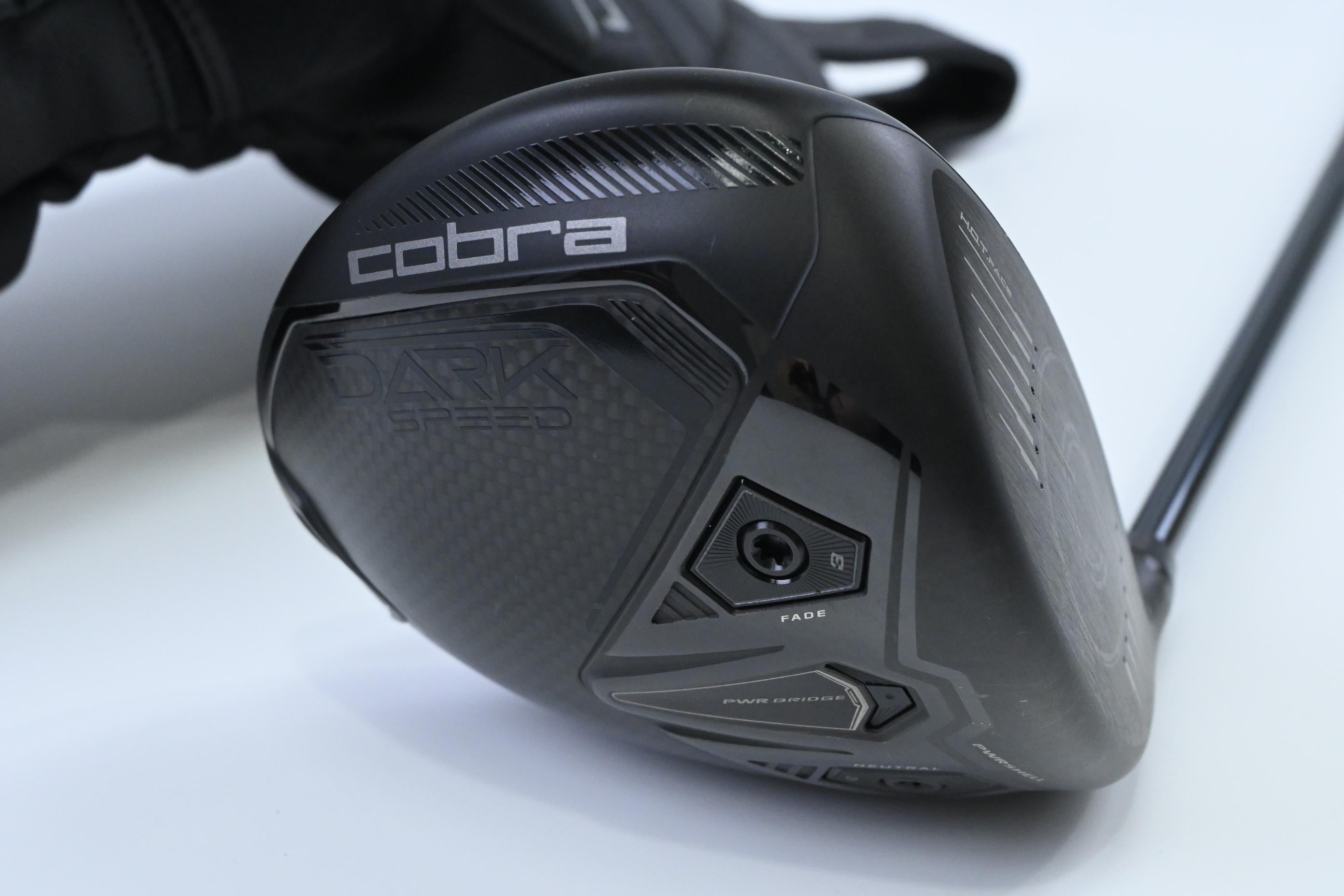 Cobra Darkspeed LS Driver / 9 Degree / Stiff Flex UST Lin-Q M40X White 6