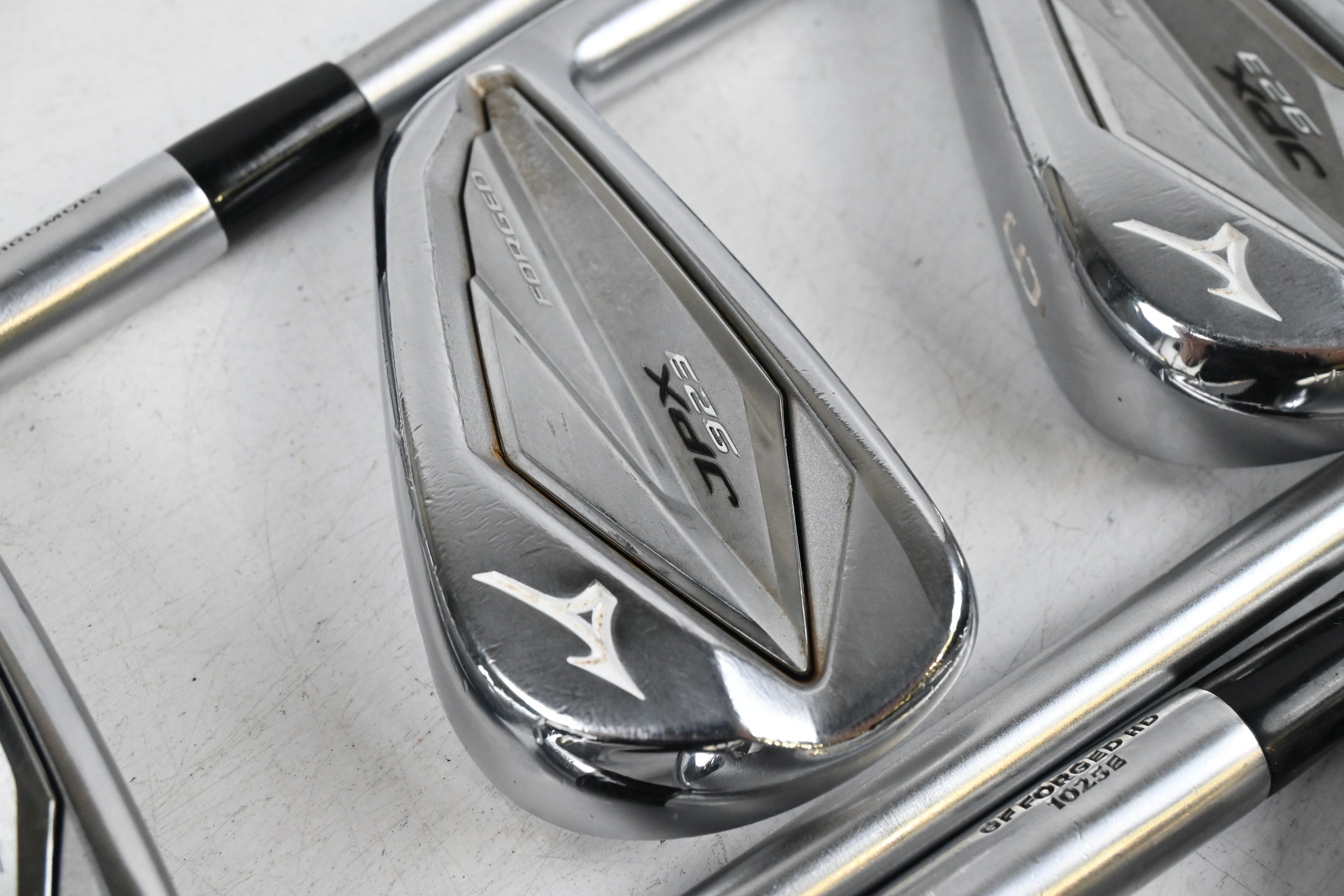 Mizuno JPX 923 Forged Irons / 4-9i / Stiff Flex KBS Tour C-Taper Lite 110 Shafts