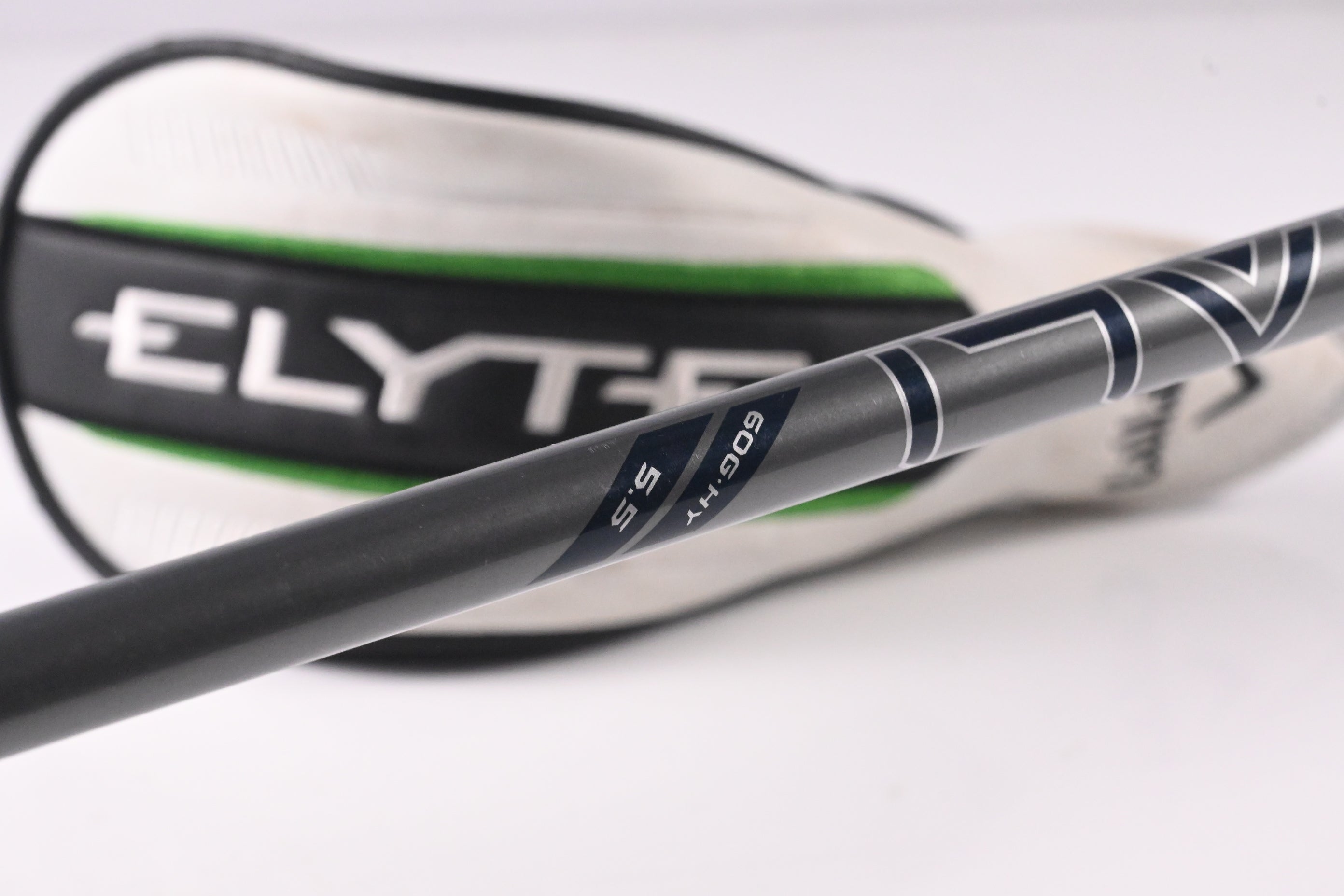 Callaway Elyte #4 Hybrid / 22 Degree / Regular Flex Denali Charcoal 60 Shaft