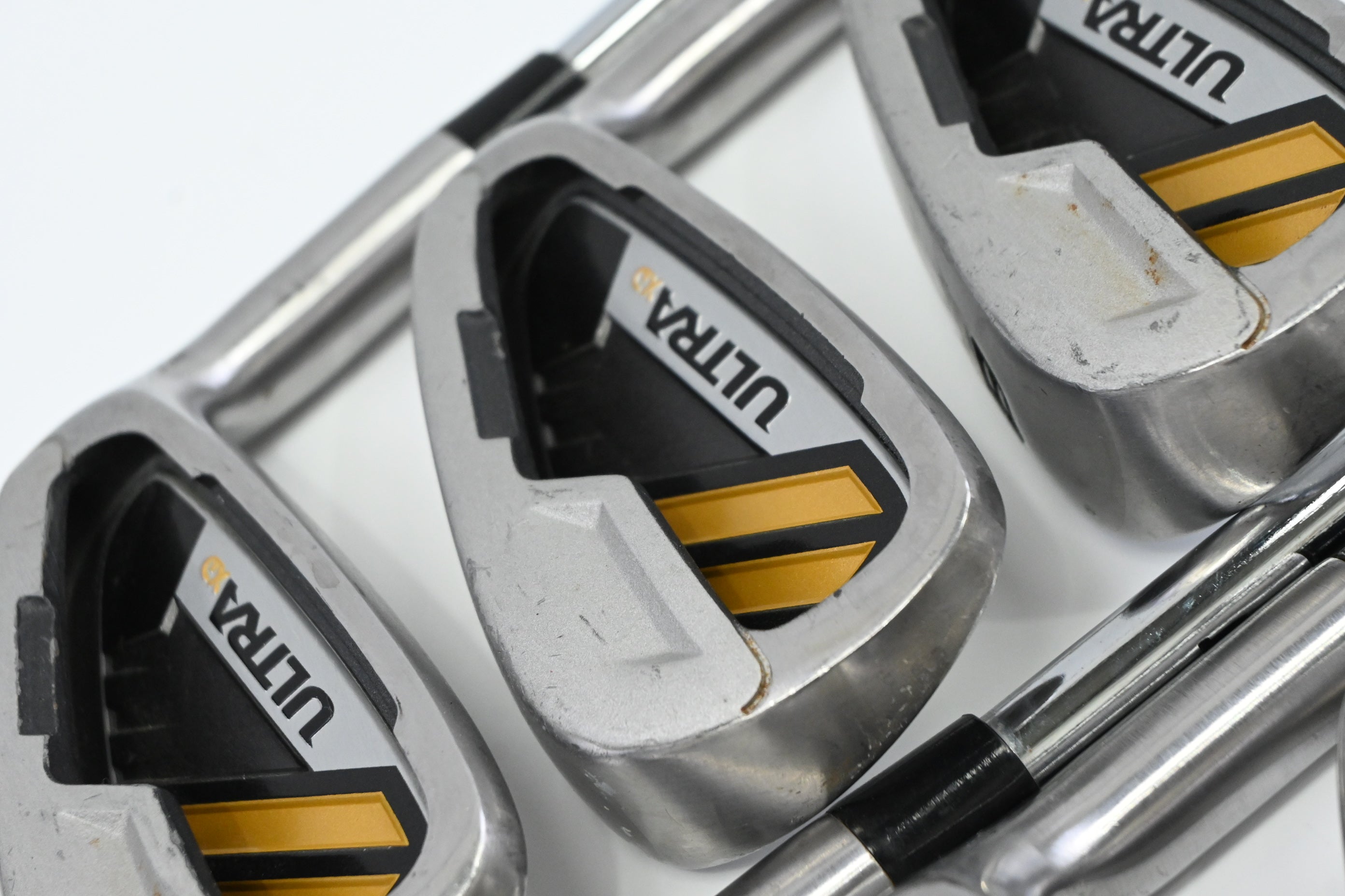 Wilson Ultra HD Irons / 6-PW+SW / Regular Flex Steel Shafts