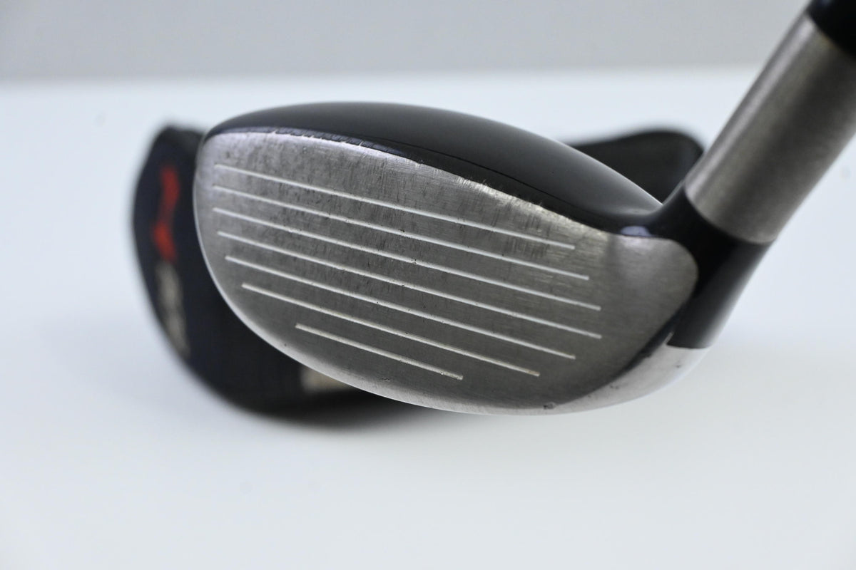Titleist 909H #2 Hybrid / 17 Degree / Stiff Flex Aldila Voodoo Shaft