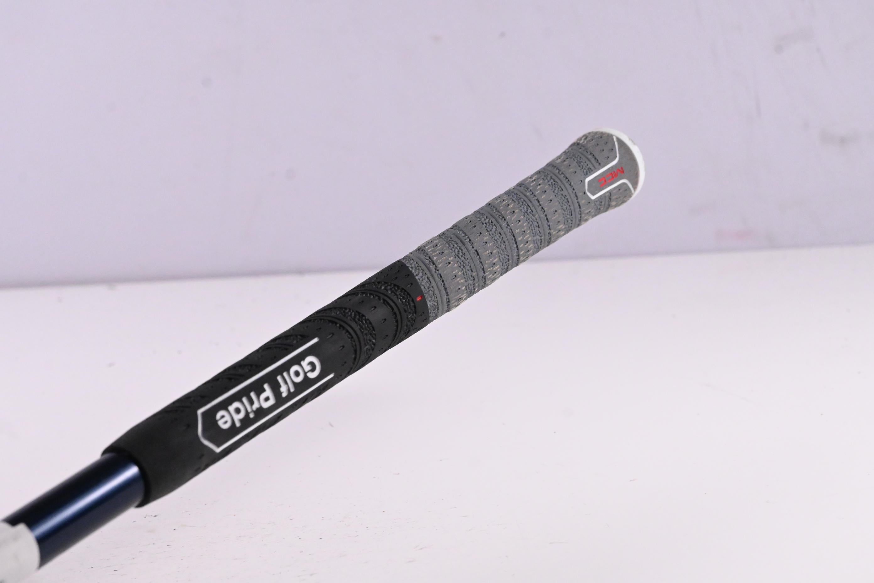 Taylormade SIM Max Driver / 9 Degree / Stiff Flex Ventus Blue 6 Shaft