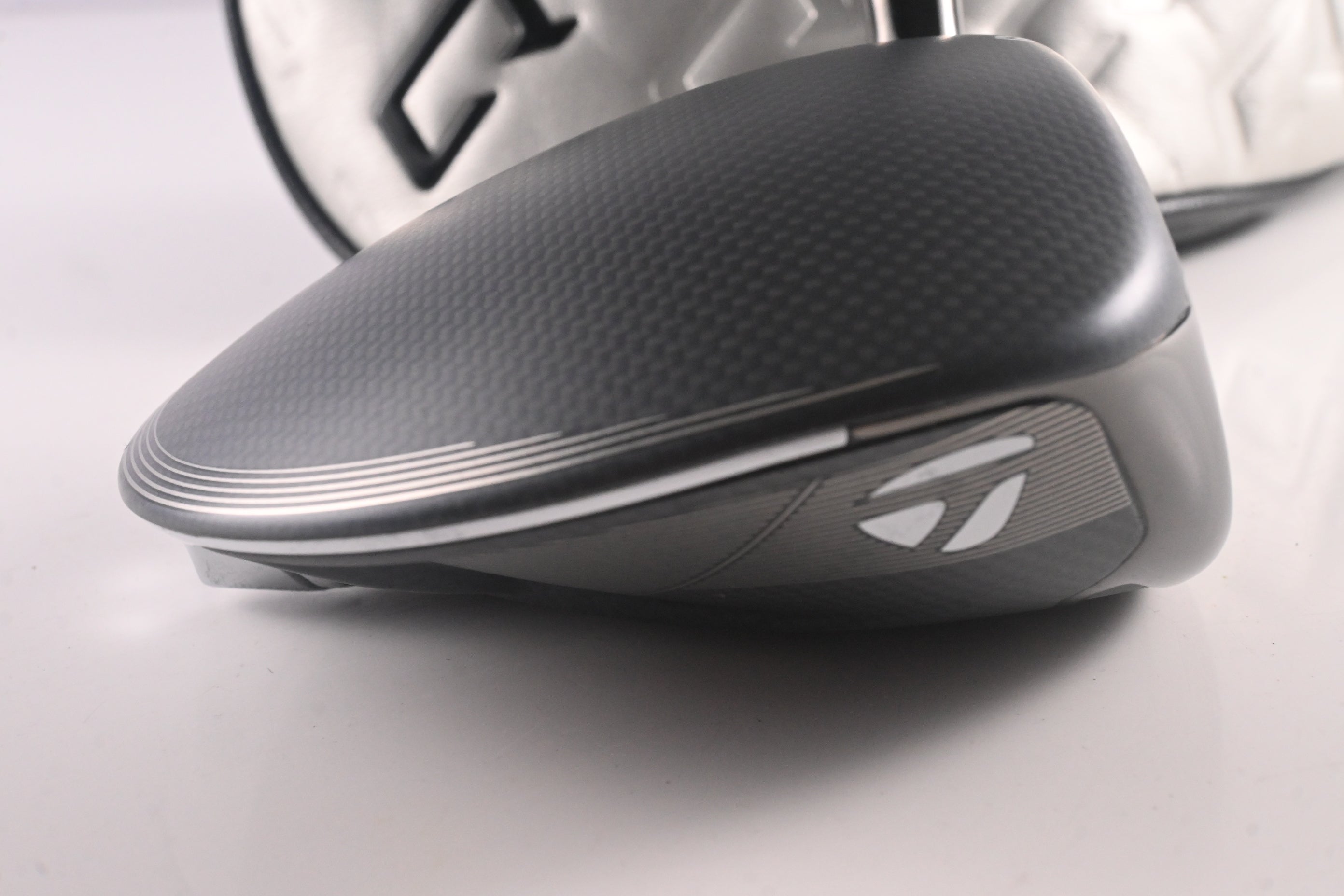 Taylormade Qi35 Max Lite Driver / 12 Degree / Regular Flex Vanquish 4 Shaft
