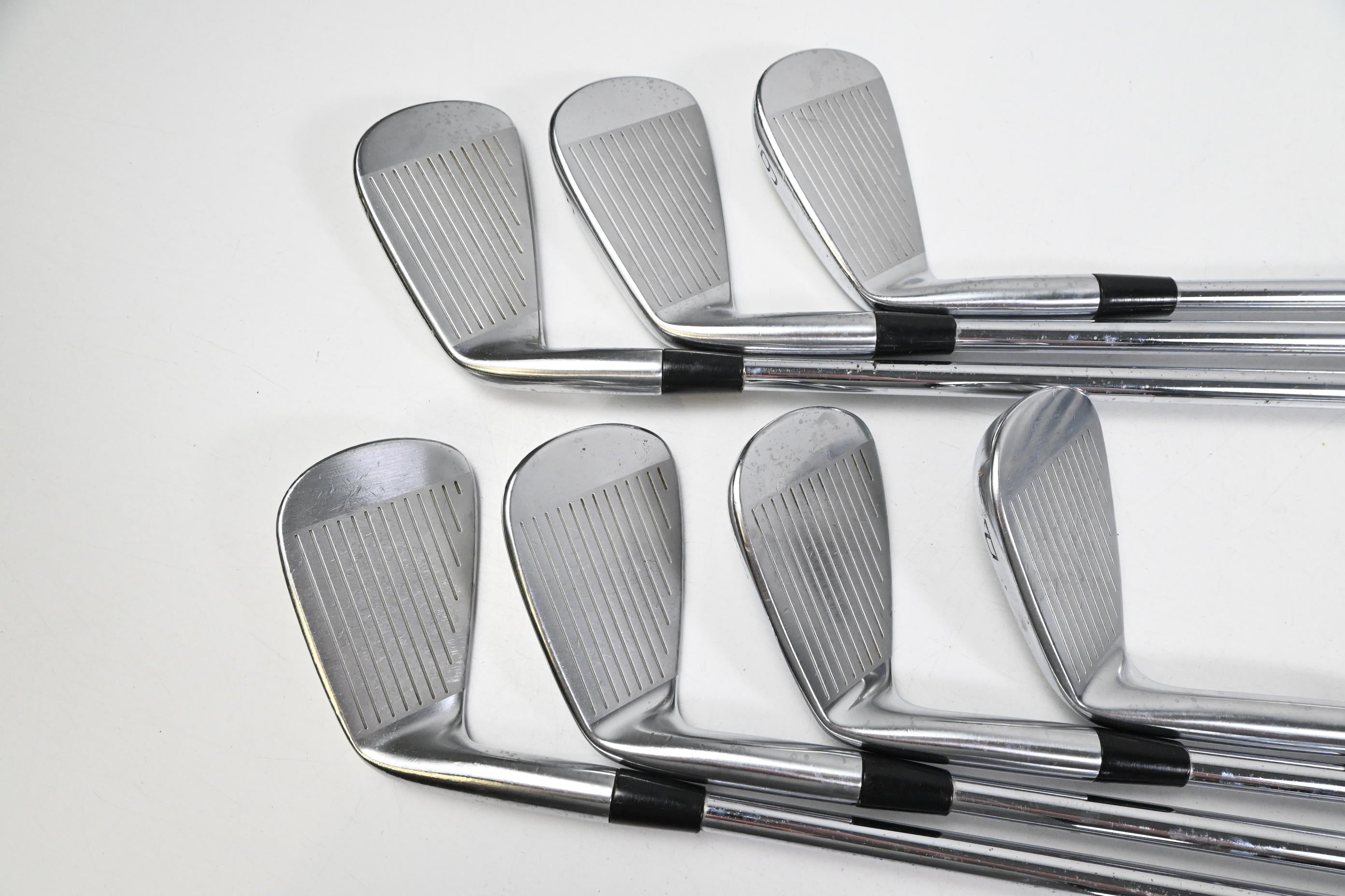 Mizuno Pro 221 Irons / 4-PW / X-Flex Project X Precision Shafts