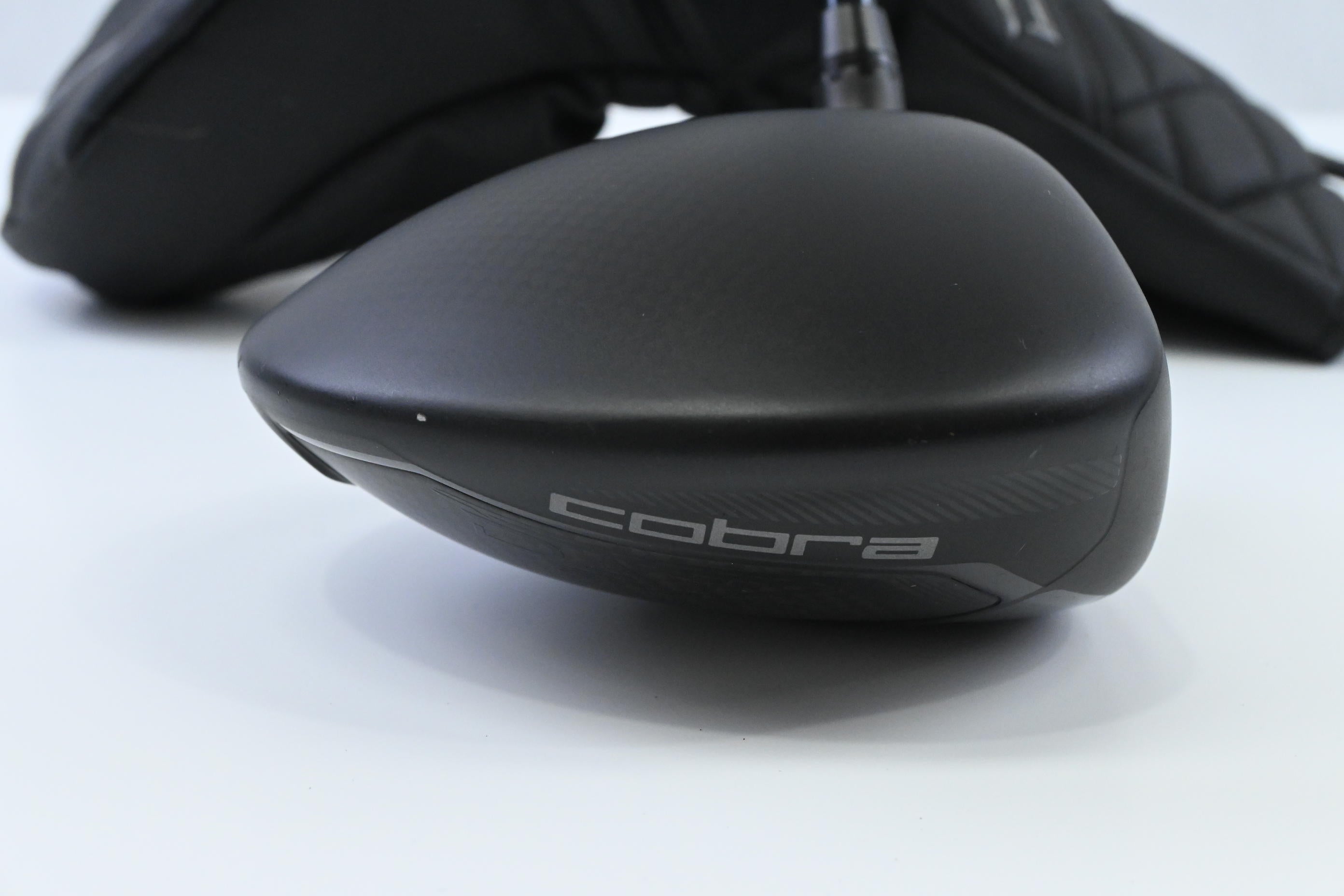 Cobra Darkspeed LS Driver / 9 Degree / Stiff Flex UST Lin-Q M40X White 6
