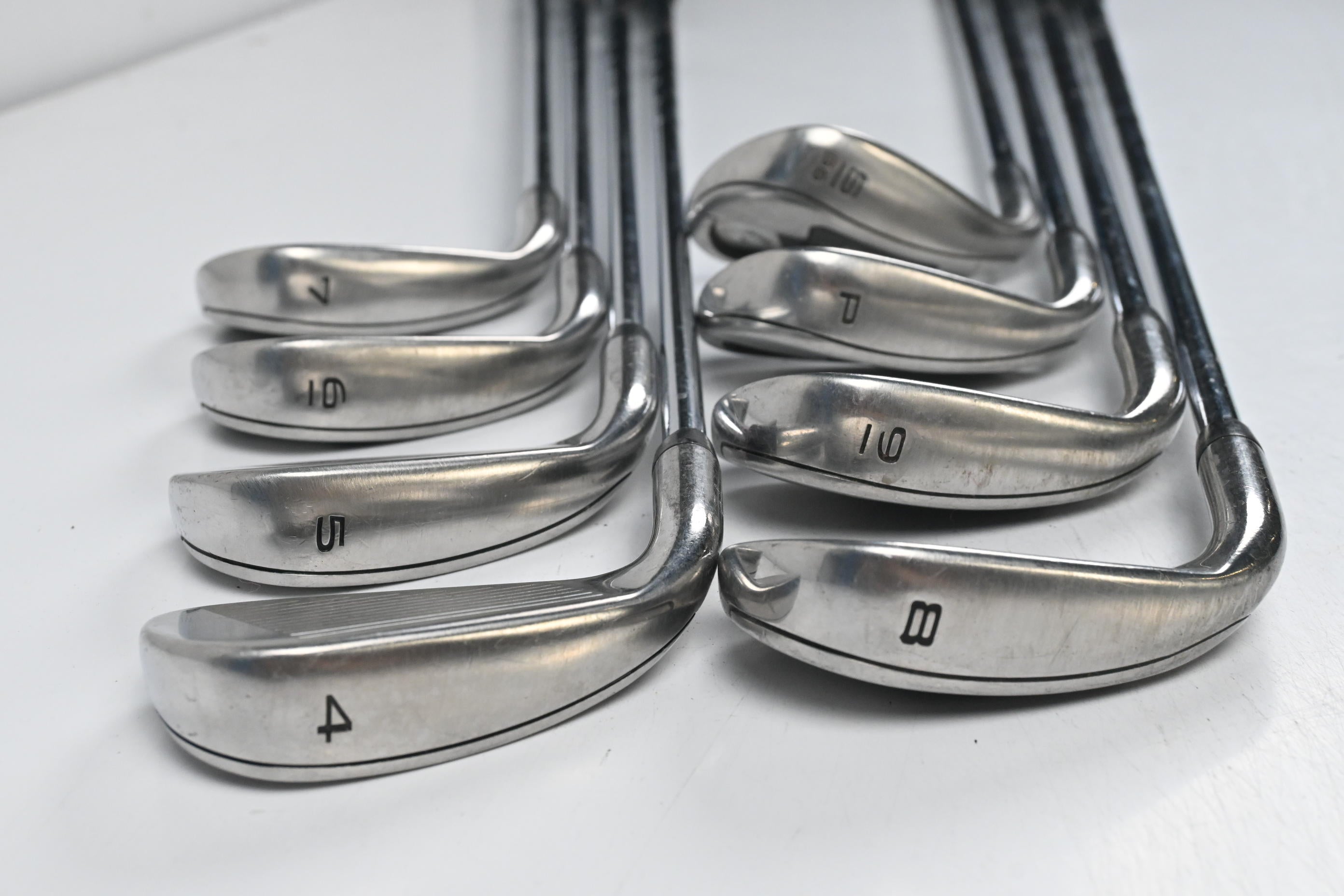 Callaway Rogue ST Max Irons / 4-PW+SW / Regular Flex Elevate MPH 85 Shafts