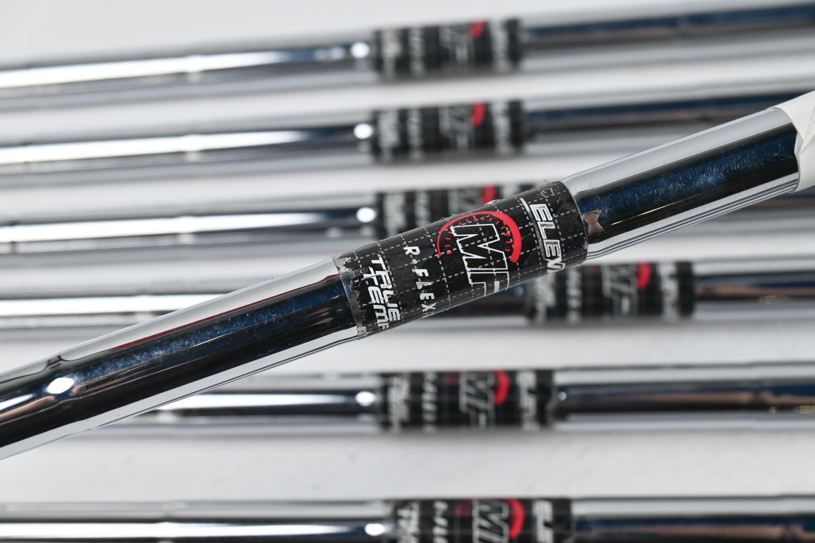 Callaway Rogue ST Max Irons / 4-PW+SW / Regular Flex Elevate MPH 85 Shafts