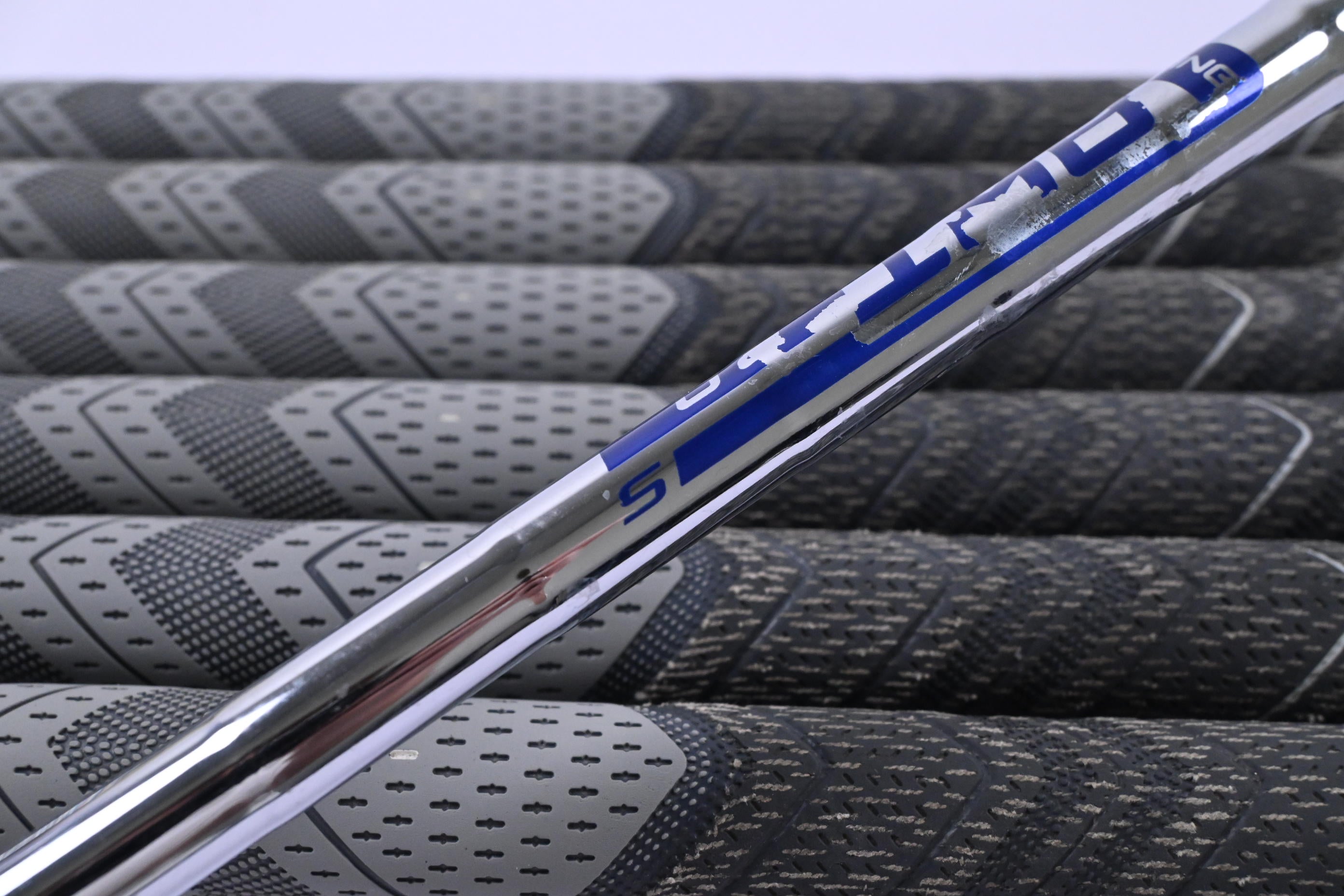 Ping i525 Irons / 4-PW / Blue Dot / Stiff Flex Ping AWT 2.0 Shafts