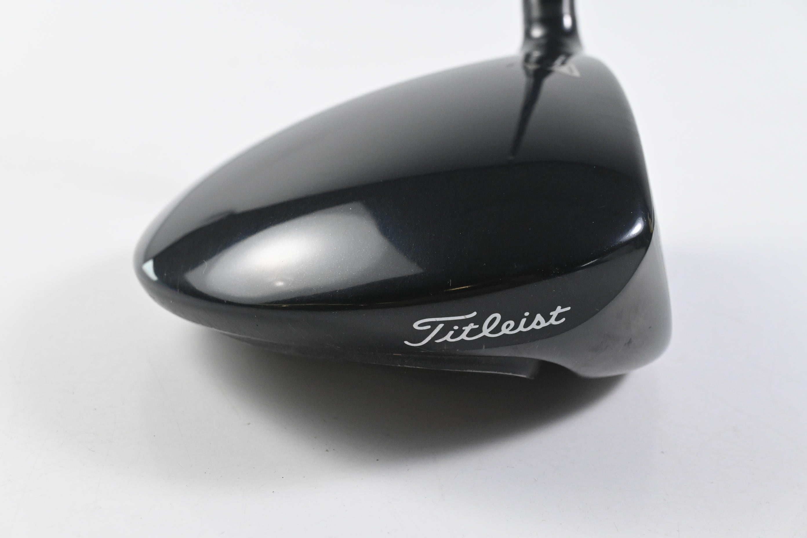 Titleist 915 D2 Driver / 9.5 Degree / Stiff Flex Kuro Kage Black Series 55 Shaft