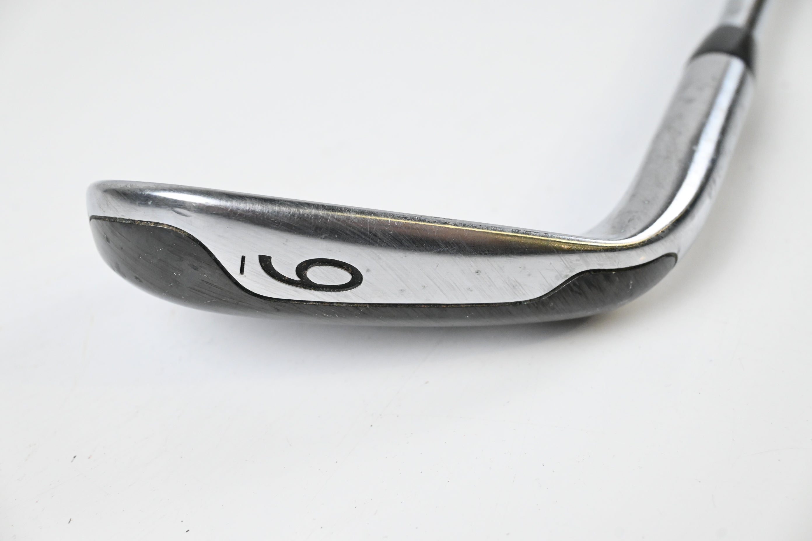 Titleist 718 T-MB #9 Iron / Stiff Flex Project X LZ 120 Shaft
