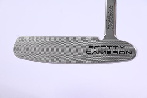 Scotty Cameron Special Select Newport Putter / 33 Inch