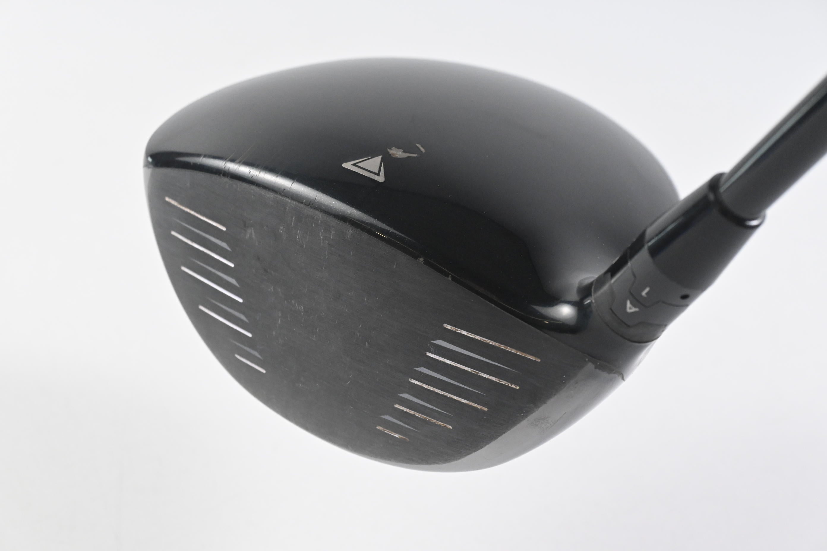 Titleist 915 D2 Driver / 9.5 Degree / Stiff Flex Kuro Kage Black Series 55 Shaft