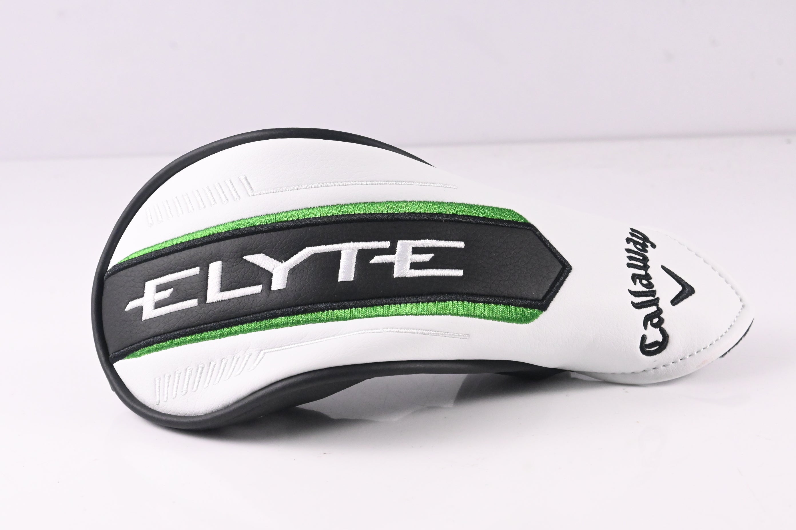 Callaway Elyte #4 Hybrid / 22 Degree / Regular Flex Denali Charcoal 60 Shaft