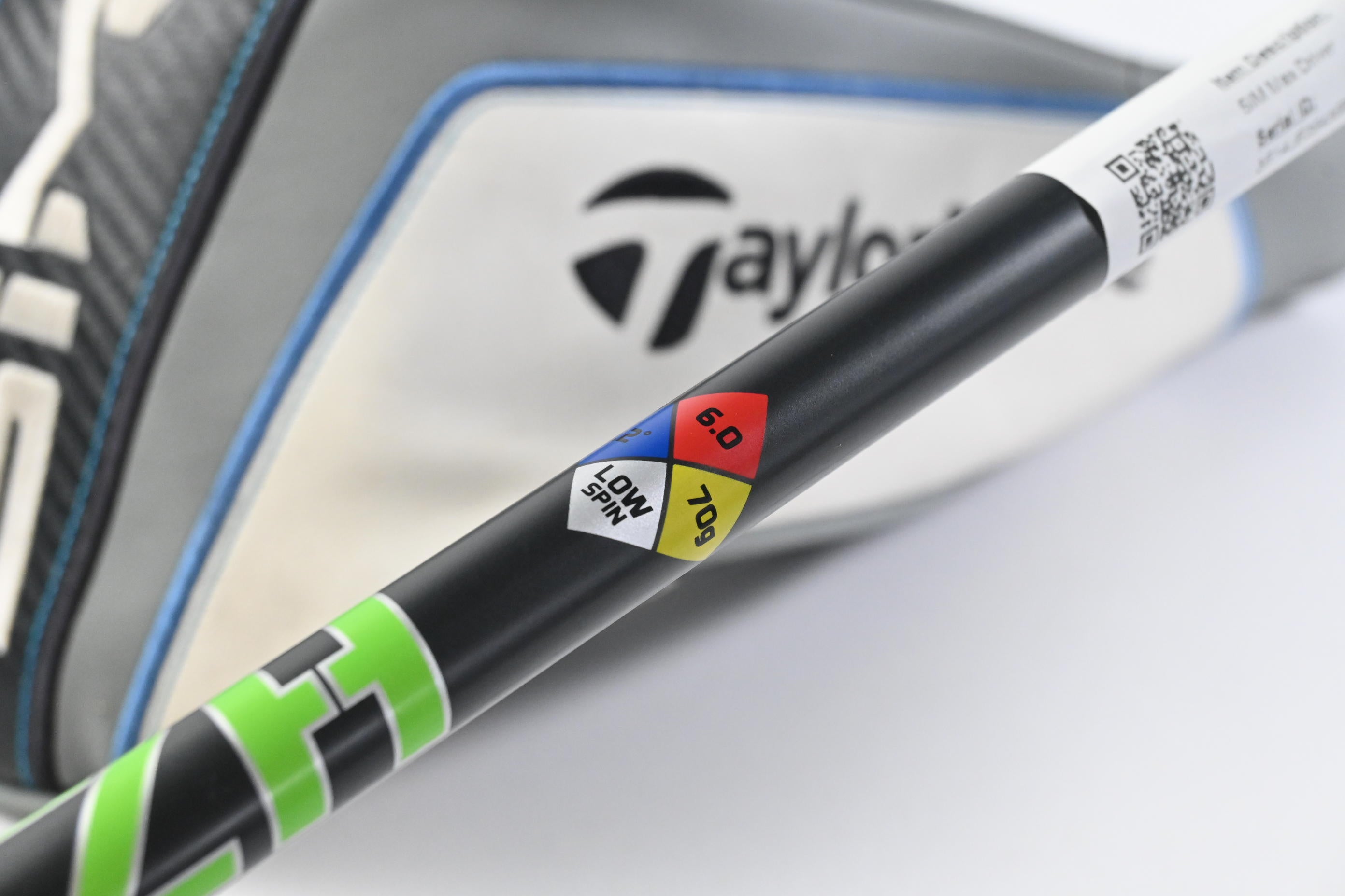 Taylormade SIM Max Driver / 10.5 Degree / Stiff Flex Hzrdus Smoke 70 Shaft