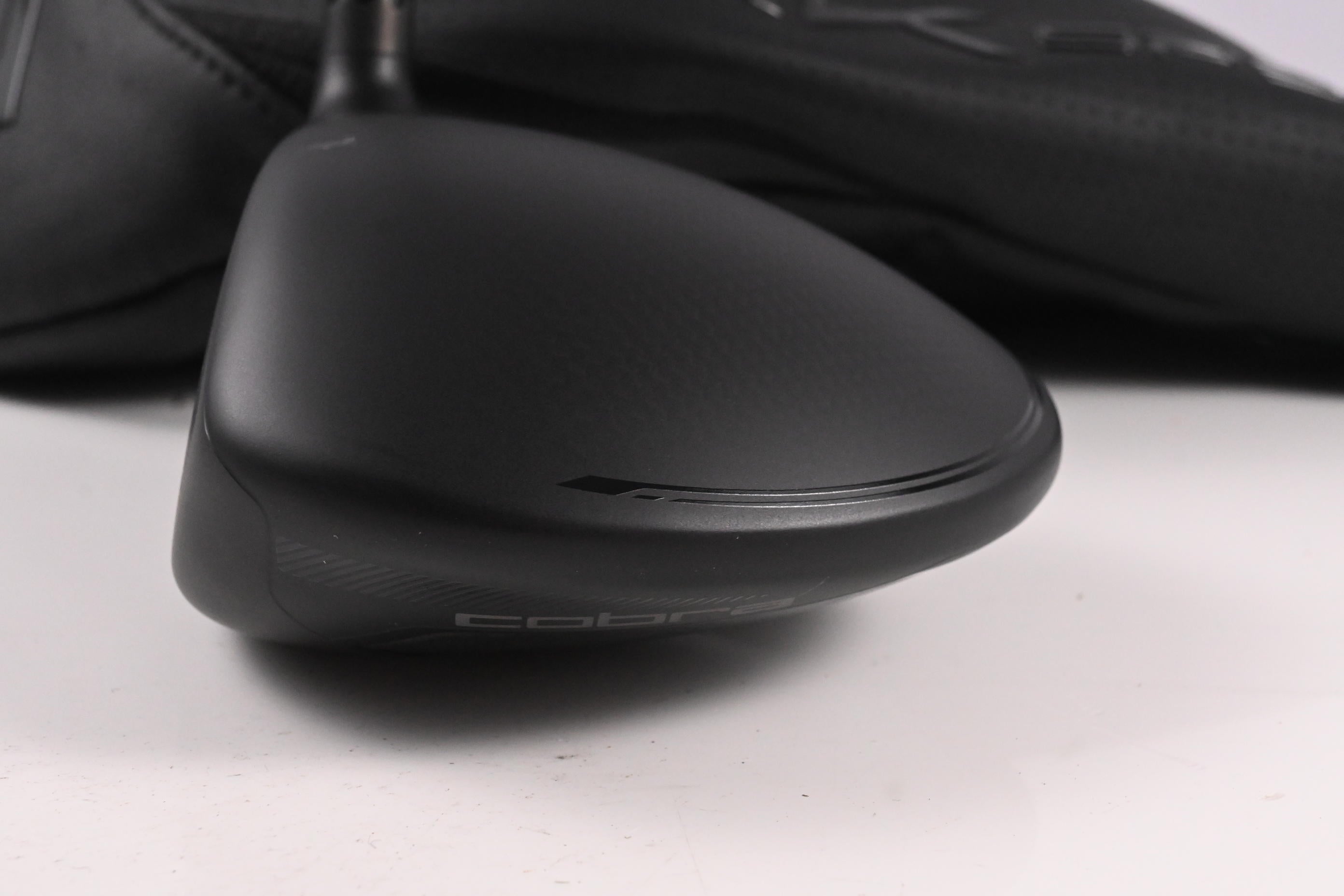Left Hand Cobra Darkspeed X Driver / 10.5 Degree / X-Flex Accra AC 75 Shaft