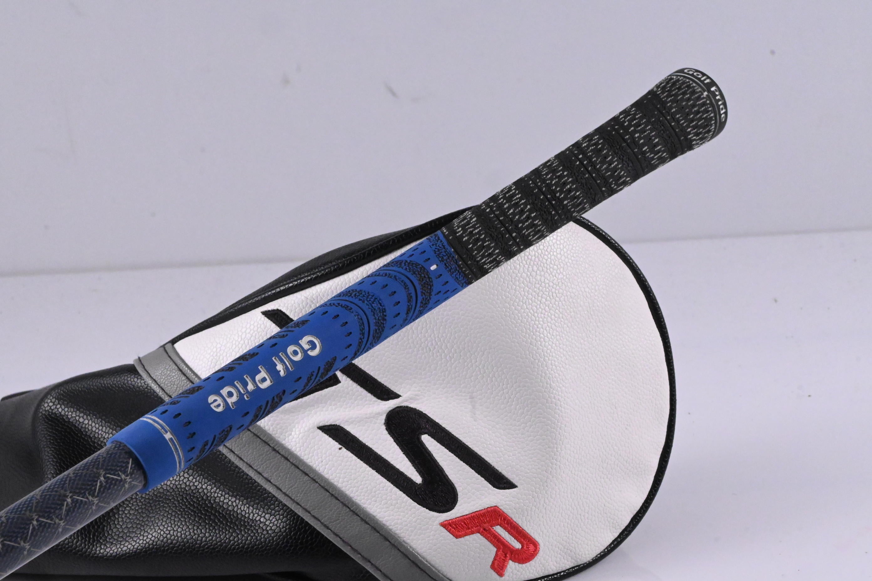 Titleist TSR3 Driver / 9 Degree / Stiff Flex Tensei AV Blue 55 Shaft