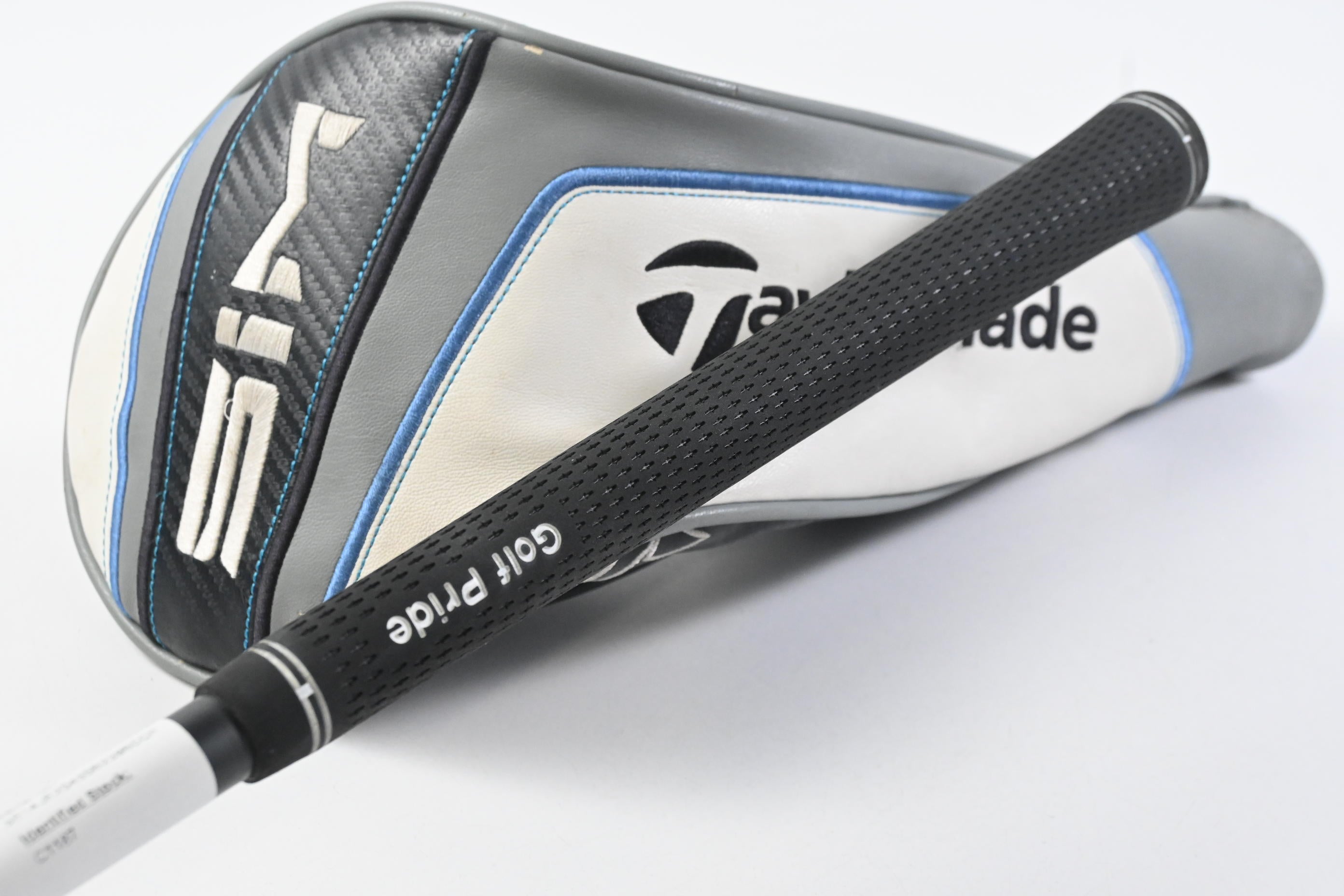 Taylormade SIM Max Driver / 10.5 Degree / Stiff Flex Hzrdus Smoke 70 Shaft