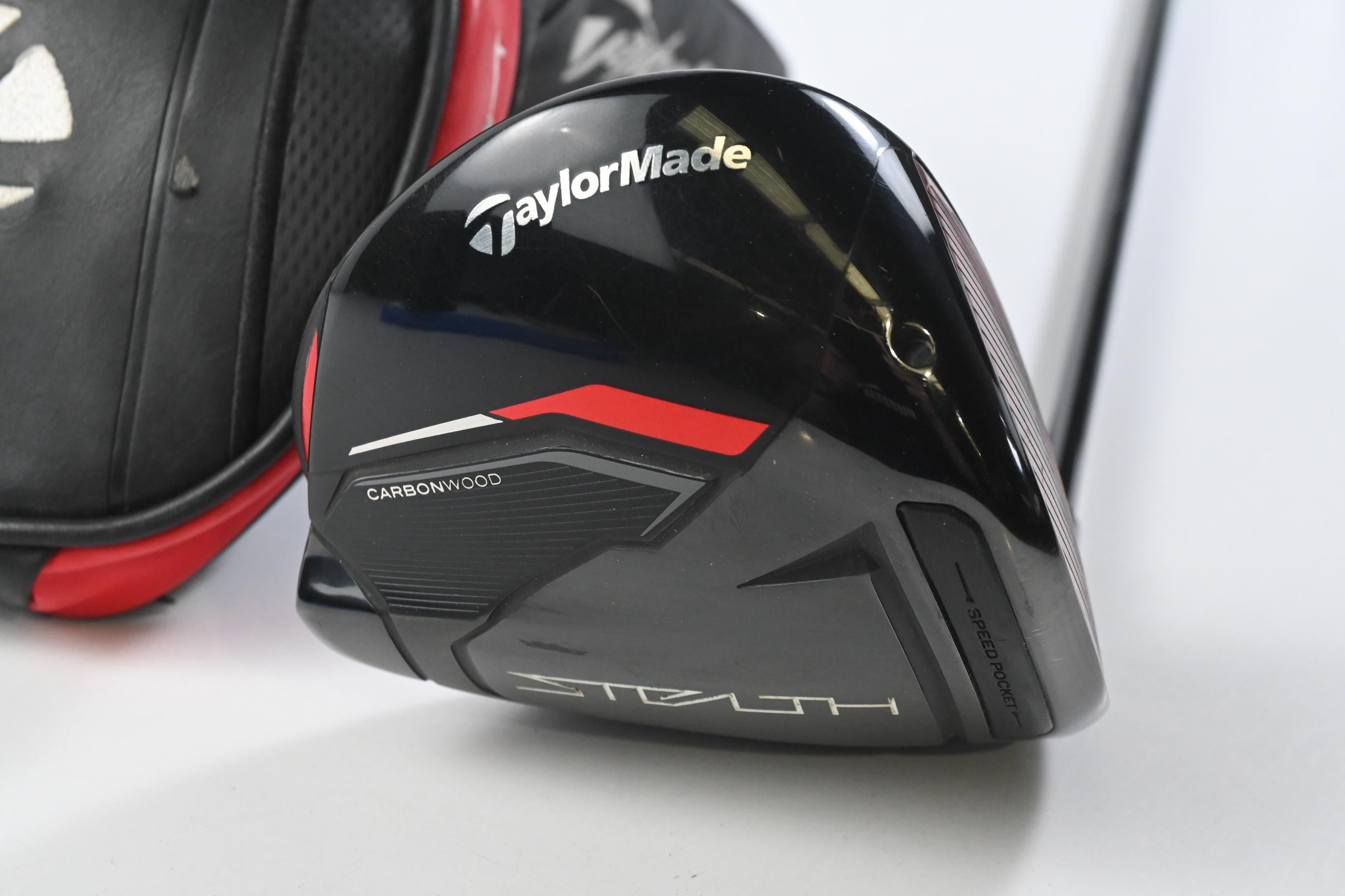 Taylormade Stealth Driver / 10.5 Degree / Stiff Flex Hzrdus Smoke Black RDX 60
