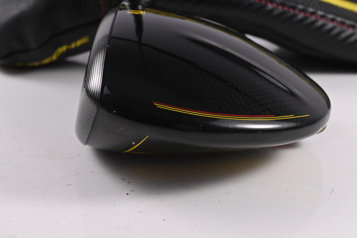 Left Hand Cobra King Speedzone Xtreme Driver / 10.5 Degree / Regular Flex UST