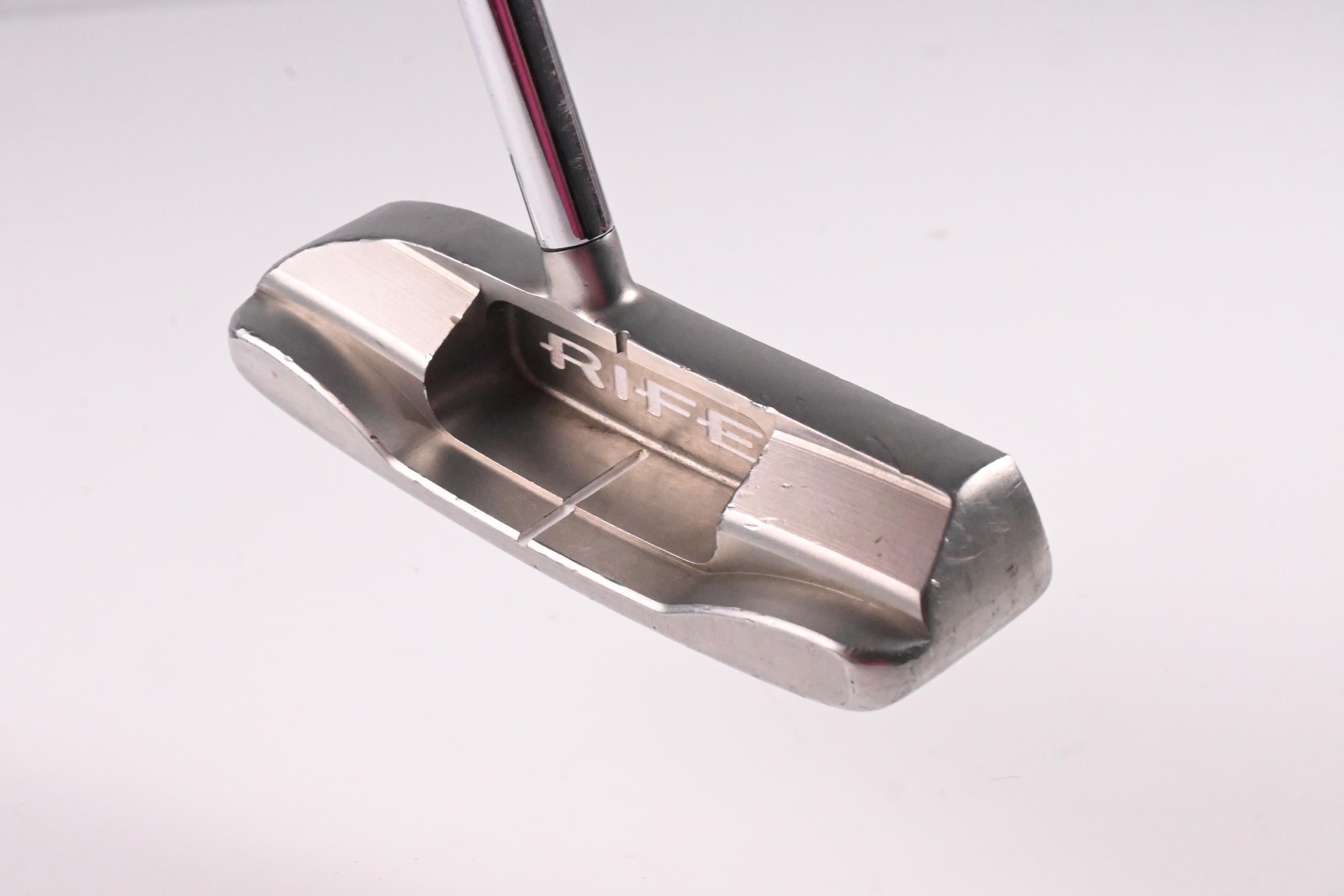 Rife Island Series Trinidad Putter / 34 Inch