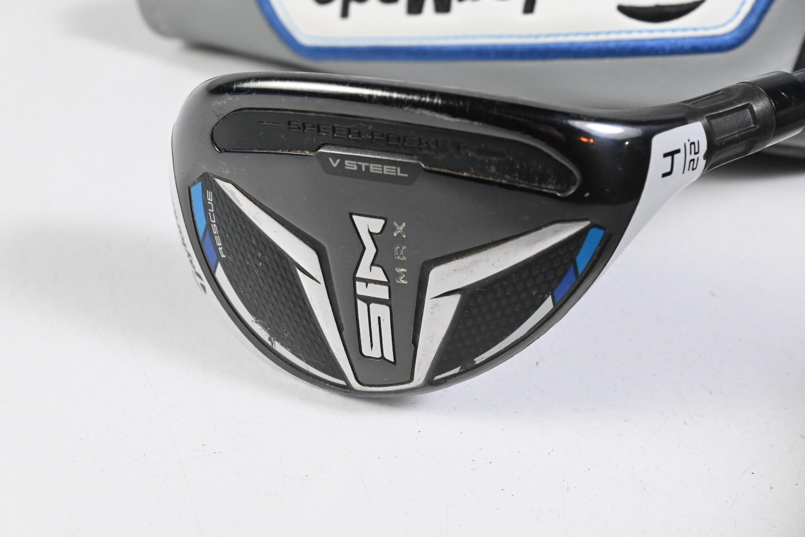 Taylormade SIM Max #4 Hybrid / 22 Degree / Stiff Flex Fujikura Ventus Blue 7