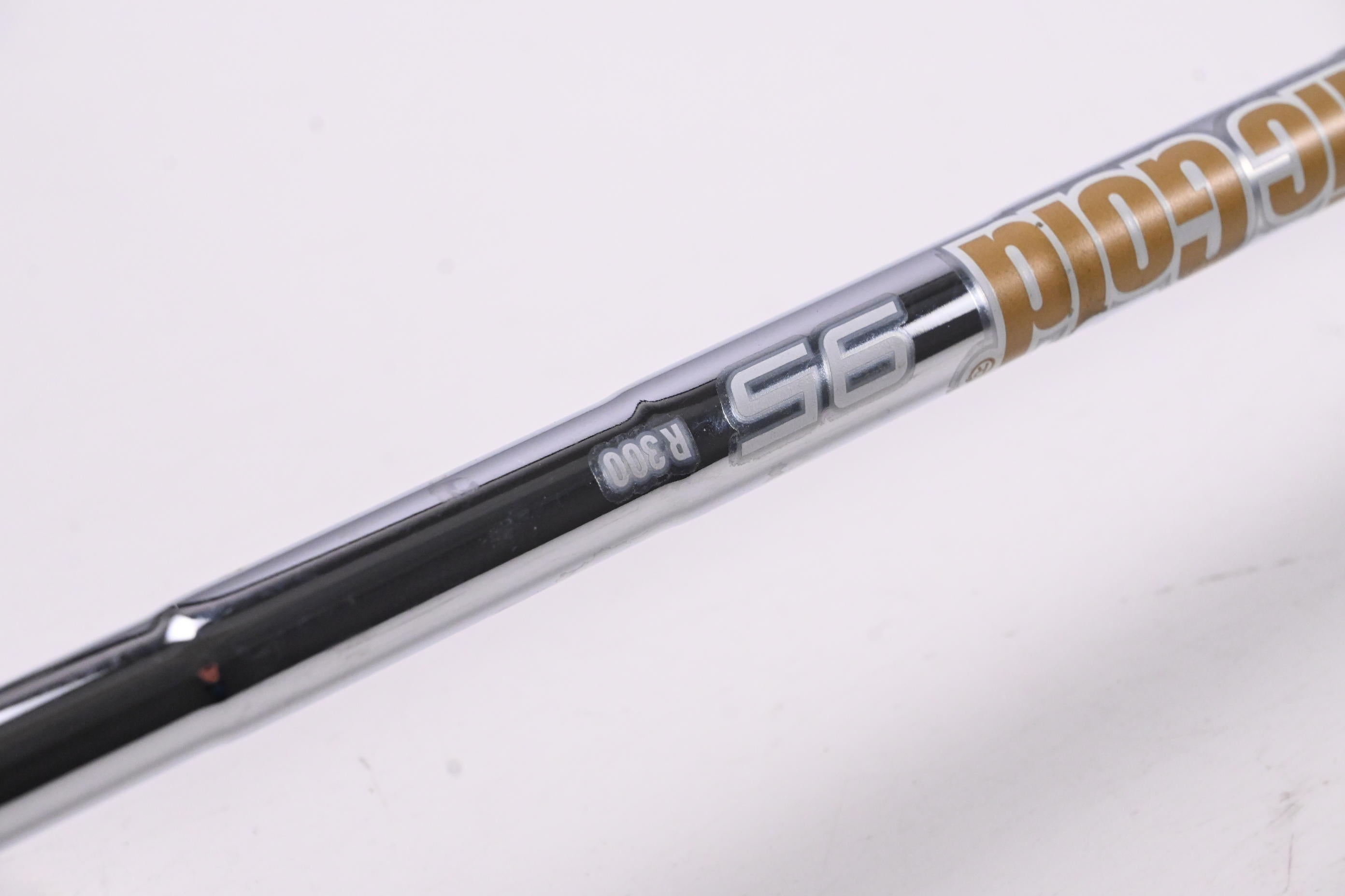 Taylormade P790 2023 #4 Iron / 21 Degree / Regular Flex Dynamic Gold R300 Shaft