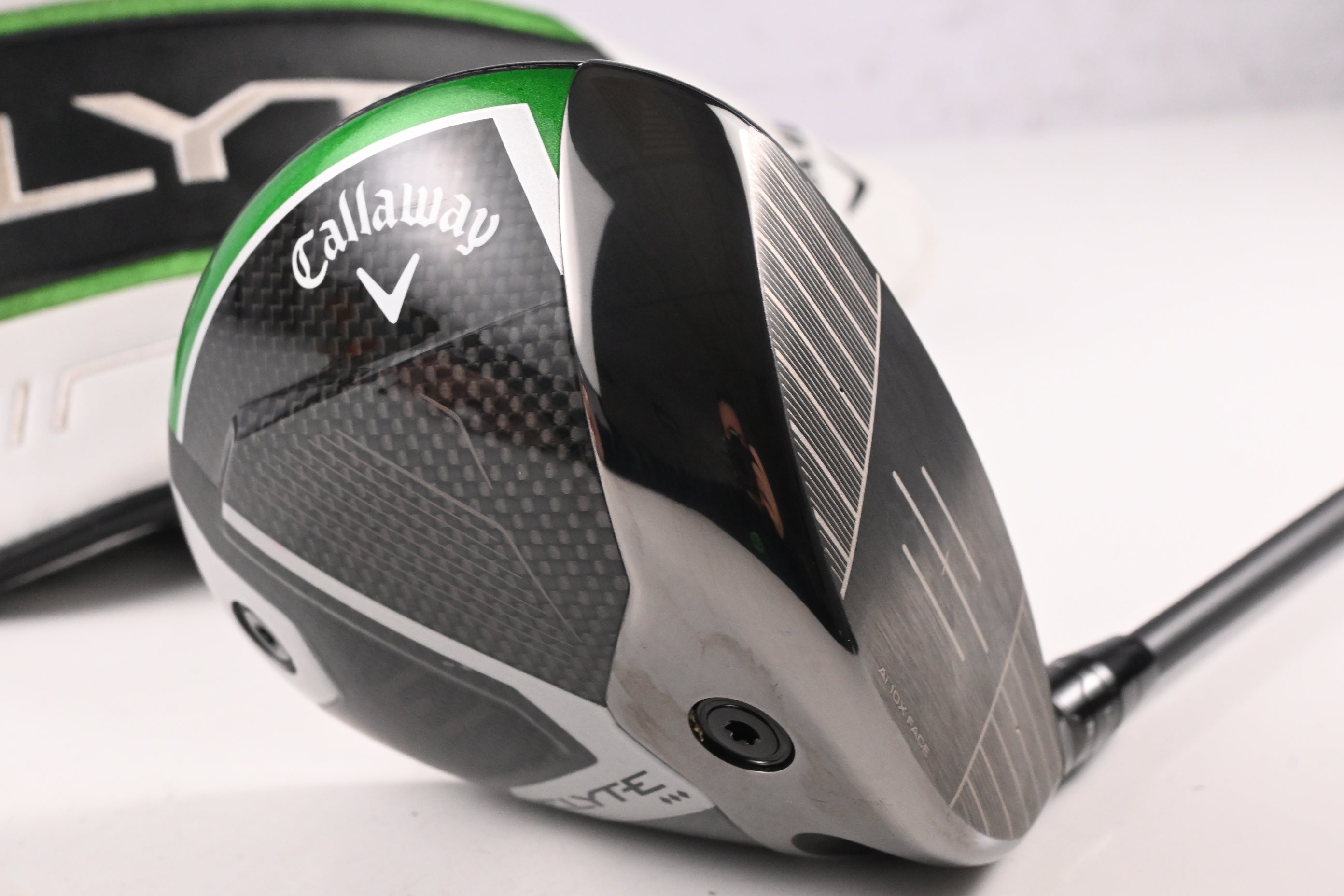 Callaway Elyte Triple Diamond Driver / 9 Degree / Regular Flex Vanquish 4 Shaft