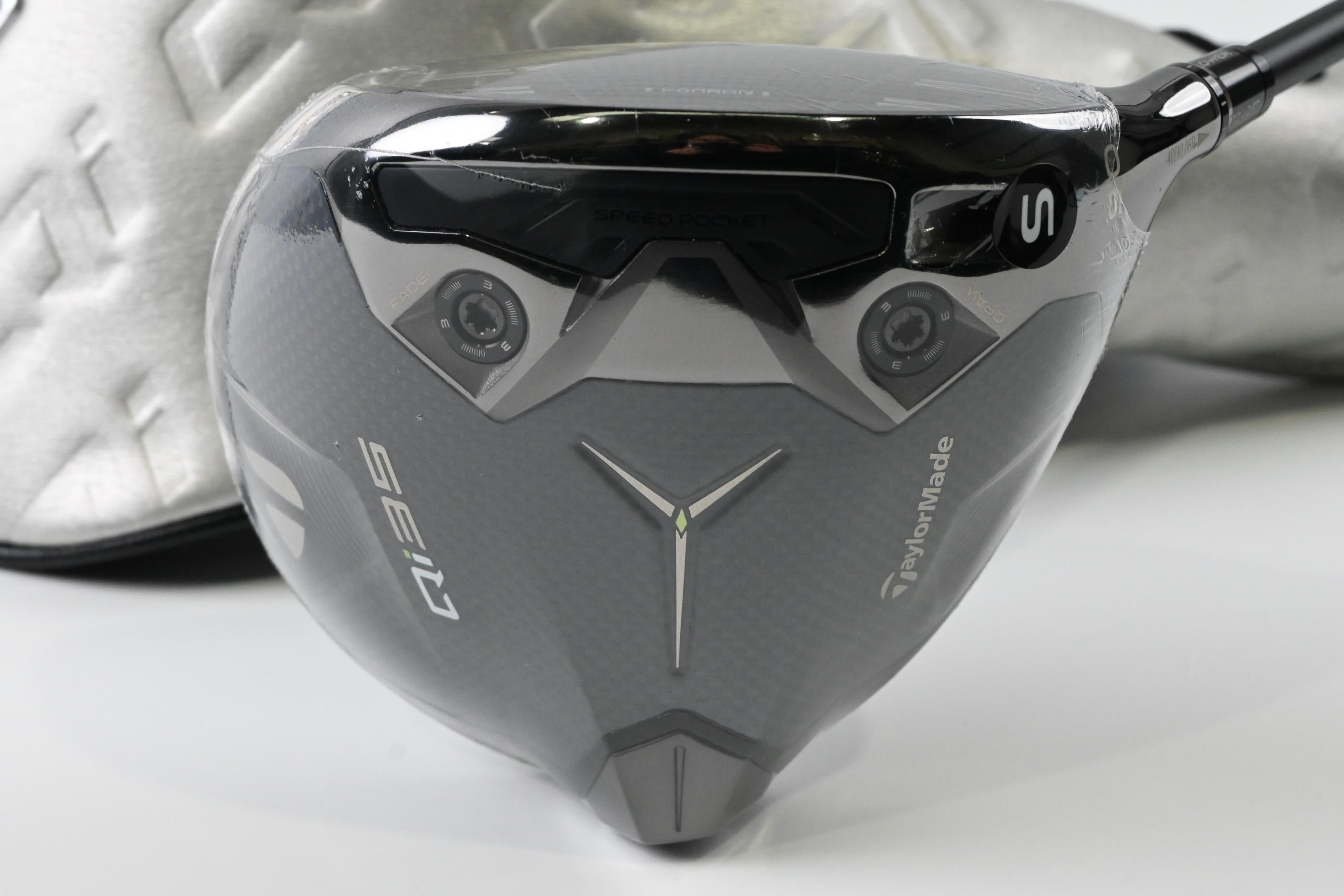 Taylormade Qi35 LS Driver / 9 Degree / Stiff Flex Project X Cypher 2.0 50