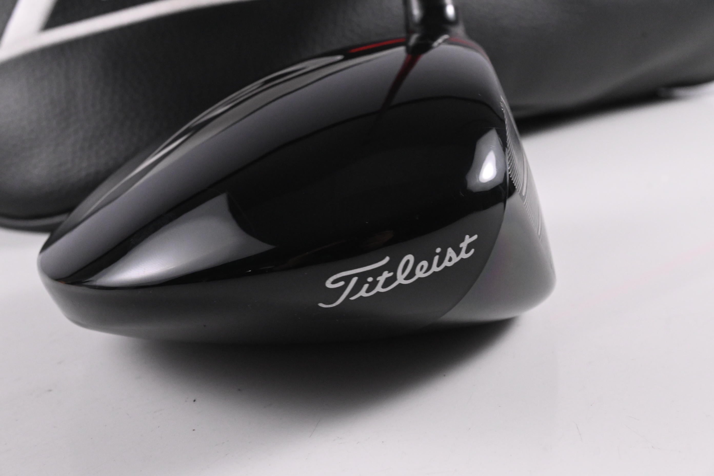 Titleist GT2 Driver / 9 Degree / Stiff Flex Denali Red 50 Shaft