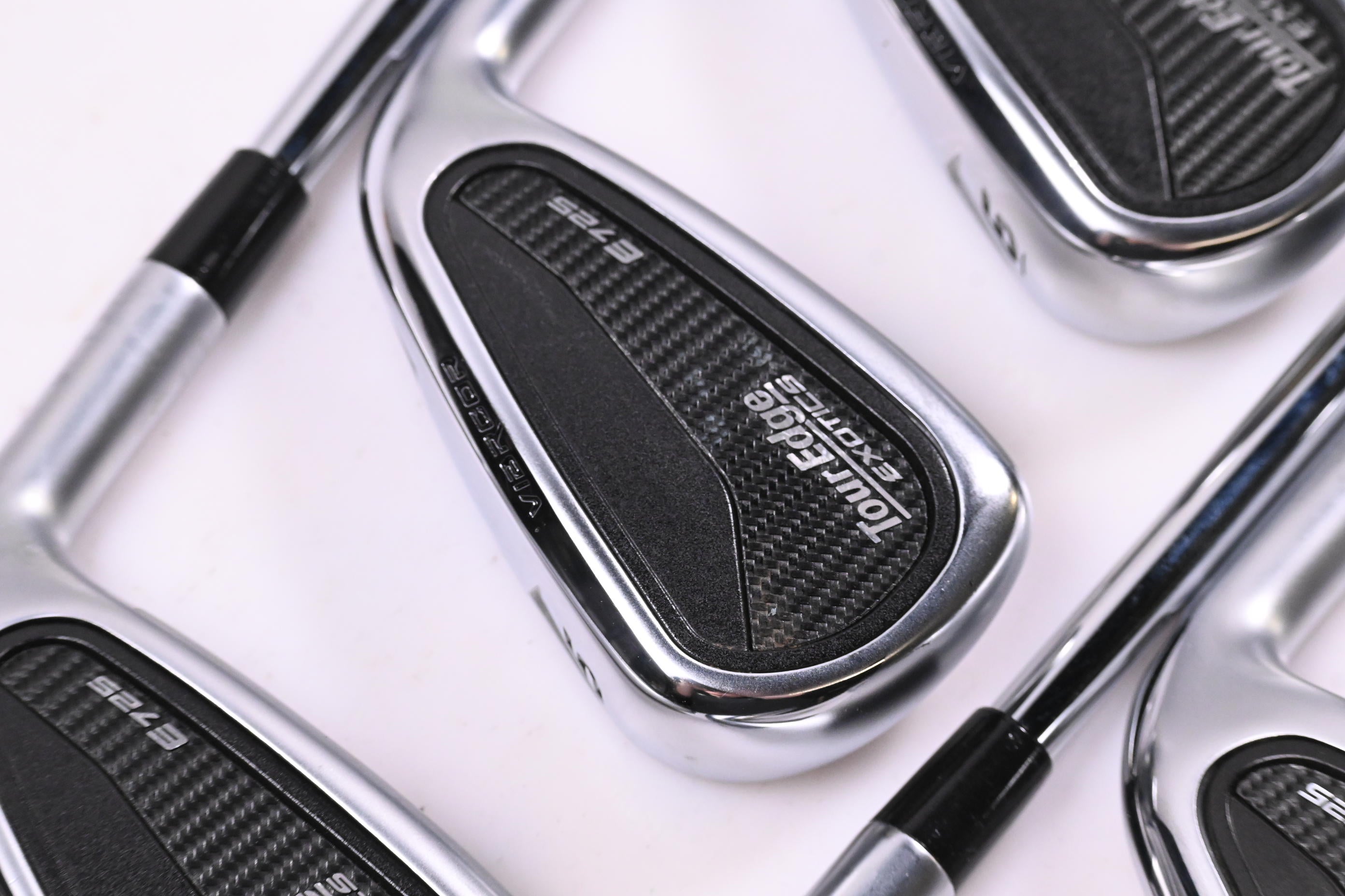 Tour Edge E725 Irons / 4-PW+GW / Stiff Flex KBS Tour Lite Shafts