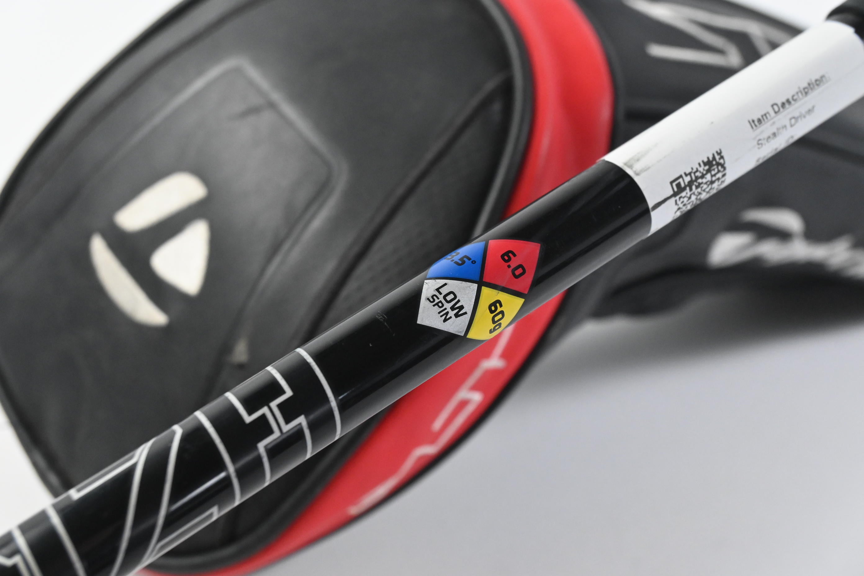 Taylormade Stealth Driver / 10.5 Degree / Stiff Flex Hzrdus Smoke Black RDX 60