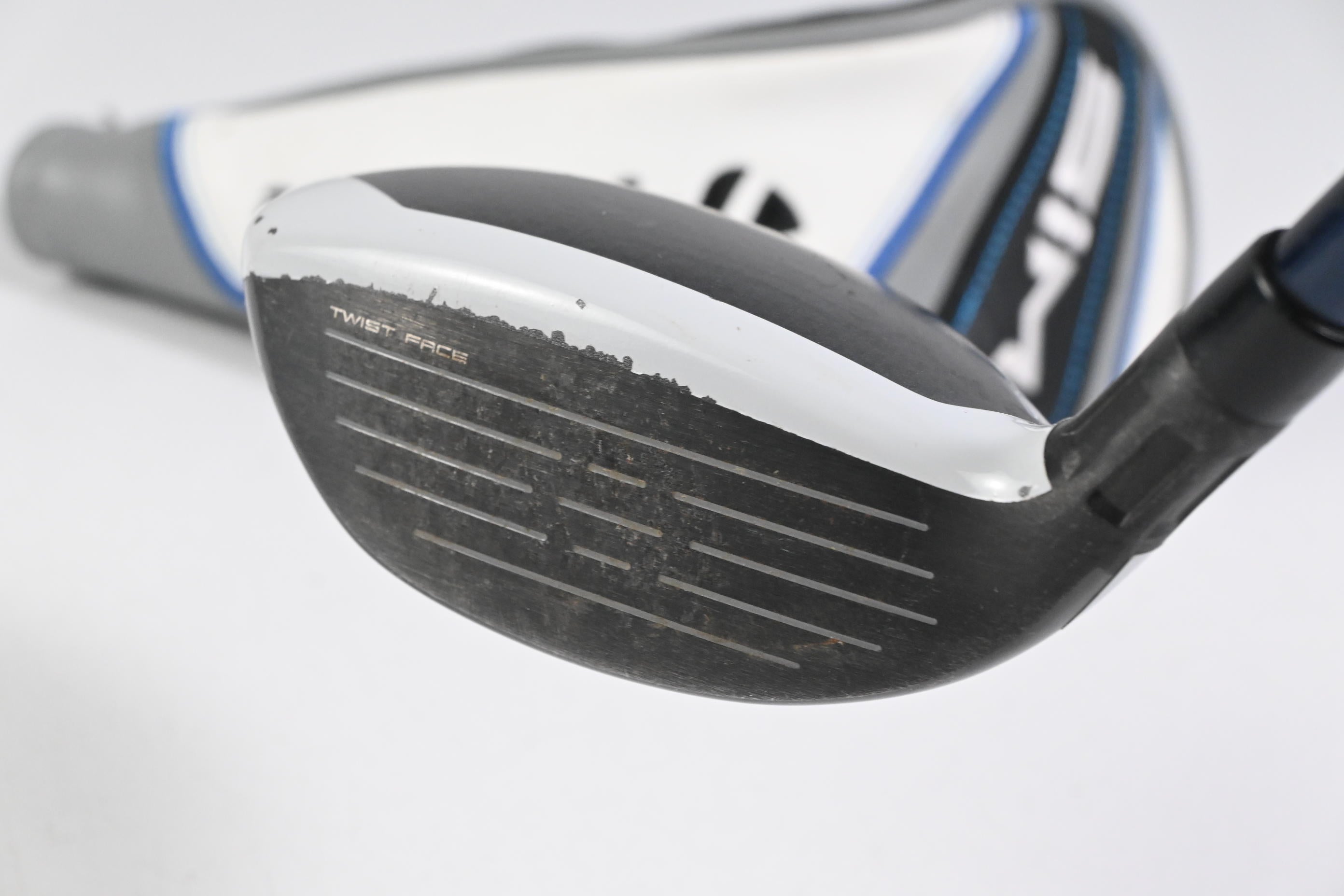 Taylormade SIM Max #4 Hybrid / 22 Degree / Stiff Flex Fujikura Ventus Blue 7
