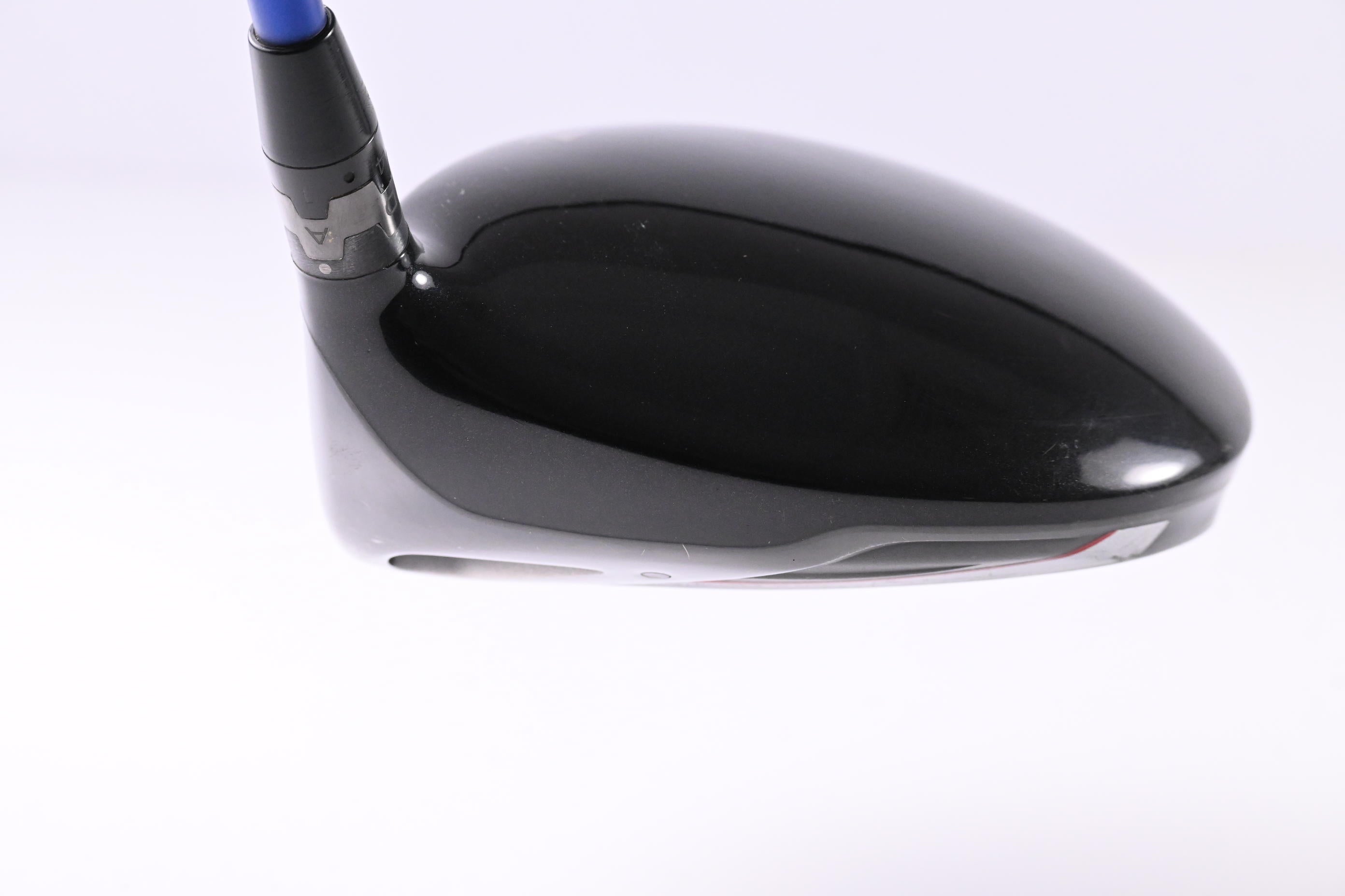 Titleist 913 D2 Driver / 10.5 Degree / Regular Flex Diamana S+ Blue 62 Shaft