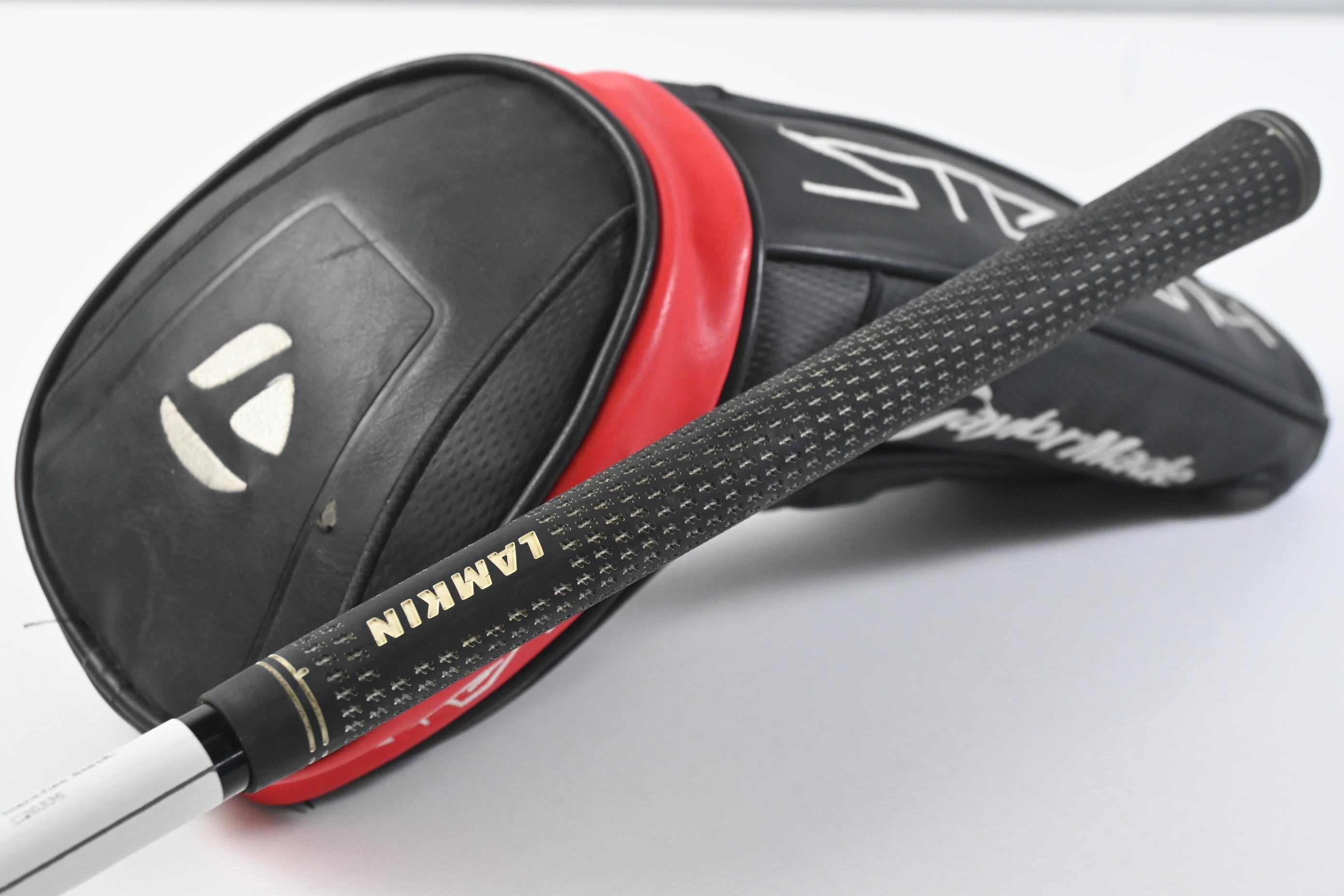 Taylormade Stealth Driver / 10.5 Degree / Stiff Flex Hzrdus Smoke Black RDX 60