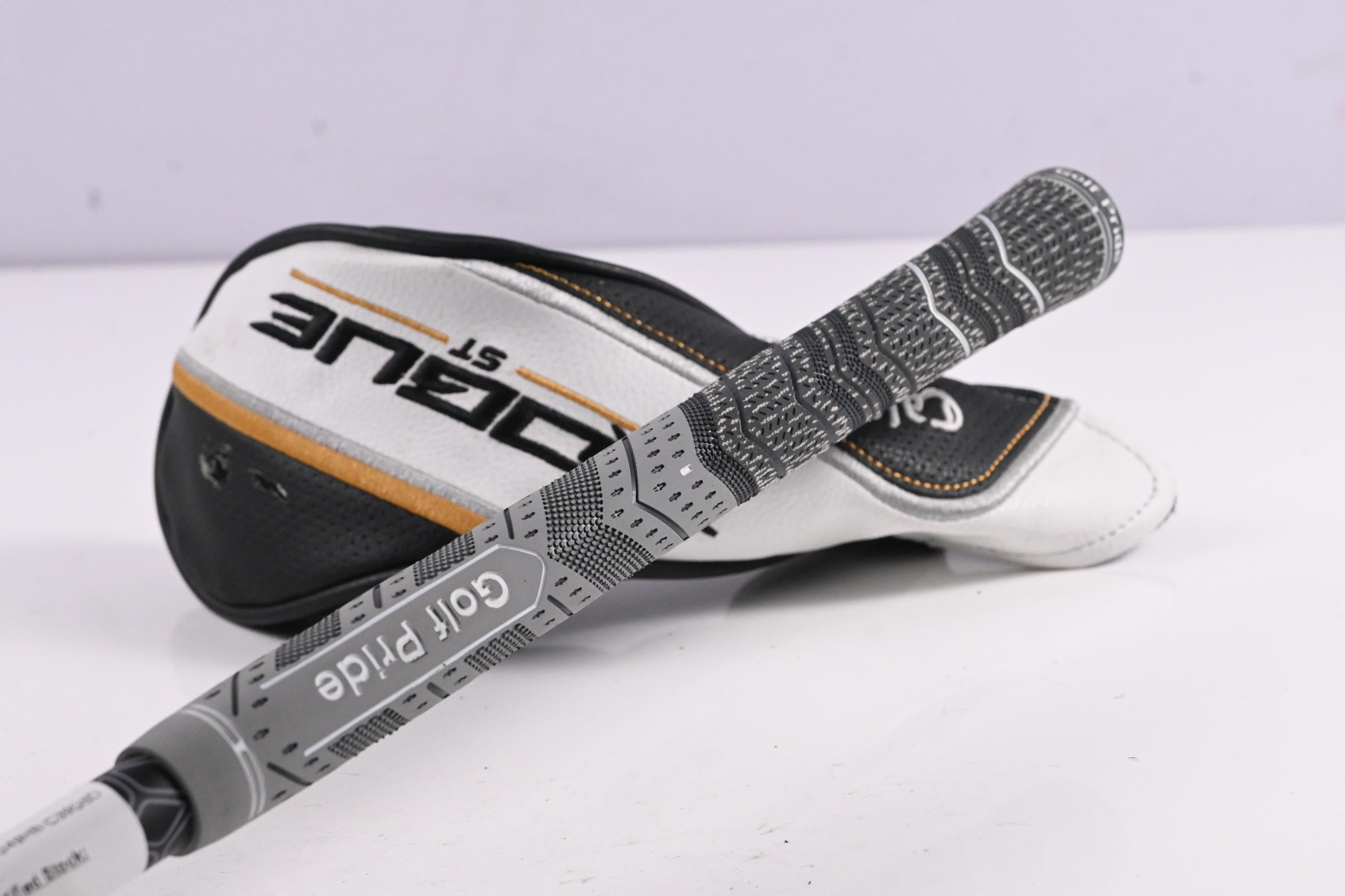 Callaway Rogue ST Max OS Lite #7 Hybrid / 33 Degree / Regular Flex Cypher 60