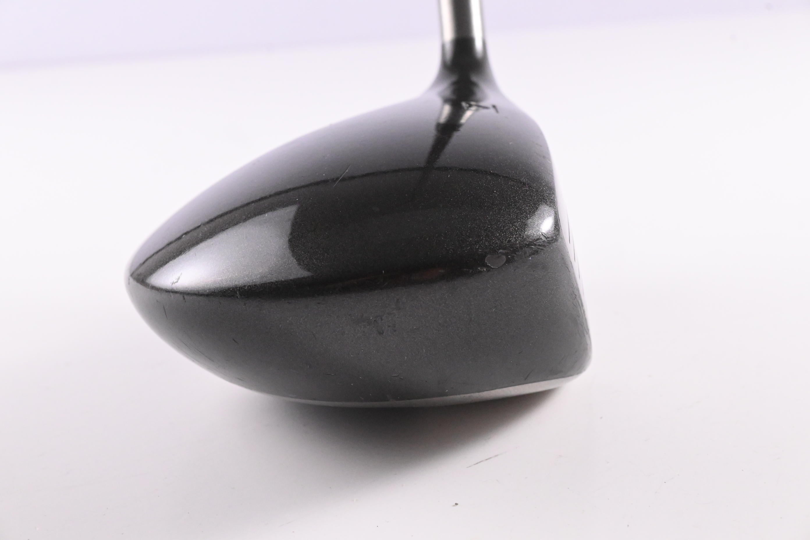 Titleist 975 J Driver / 8.5 Degree / Stiff Flex Grafalloy Prolite 35 Shaft