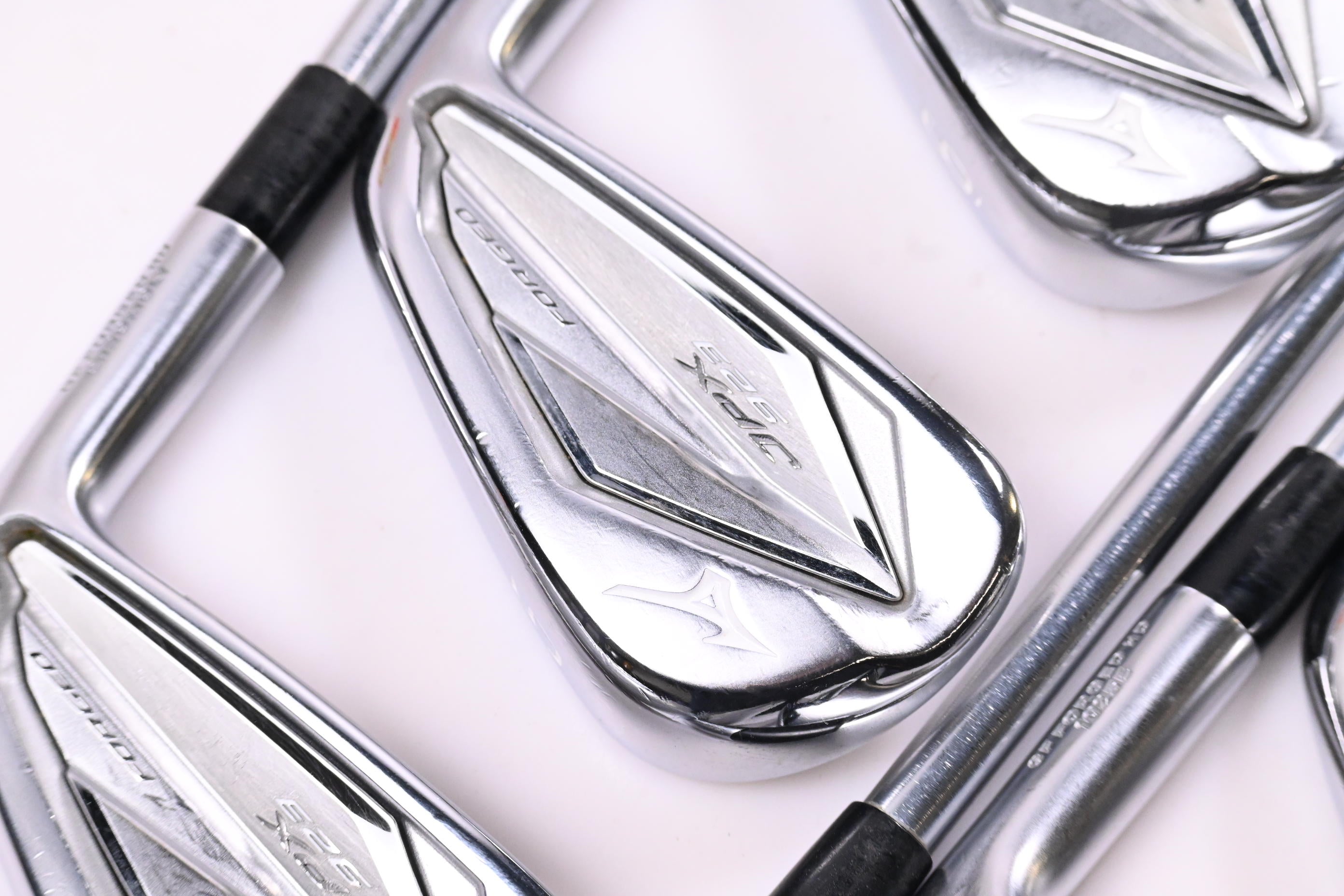 Mizuno JPX 923 Forged Irons / 4-PW / Regular Plus Flex Project X IO 105 Shafts