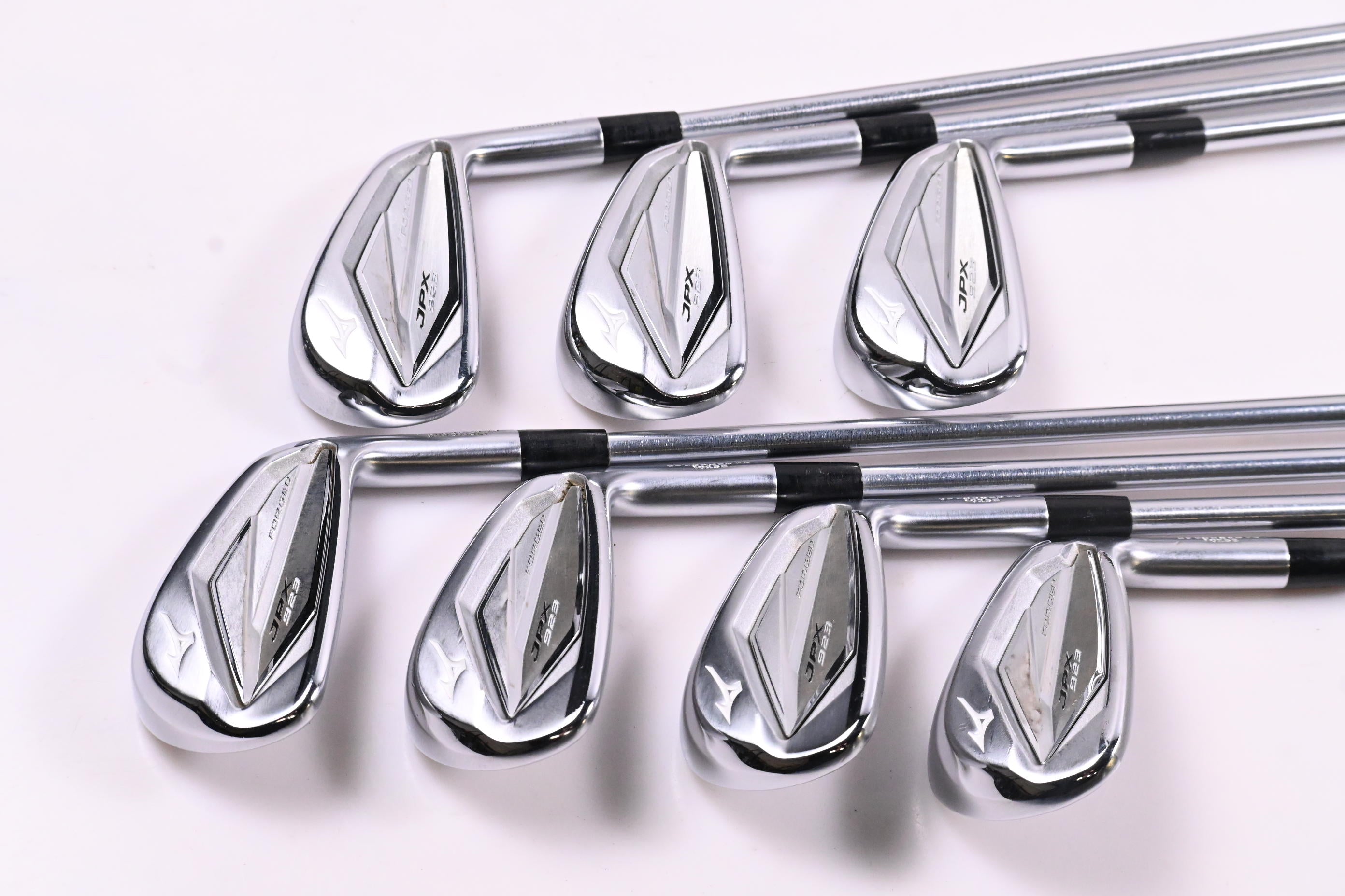 Mizuno JPX 923 Forged Irons / 4-PW / Regular Plus Flex Project X IO 105 Shafts