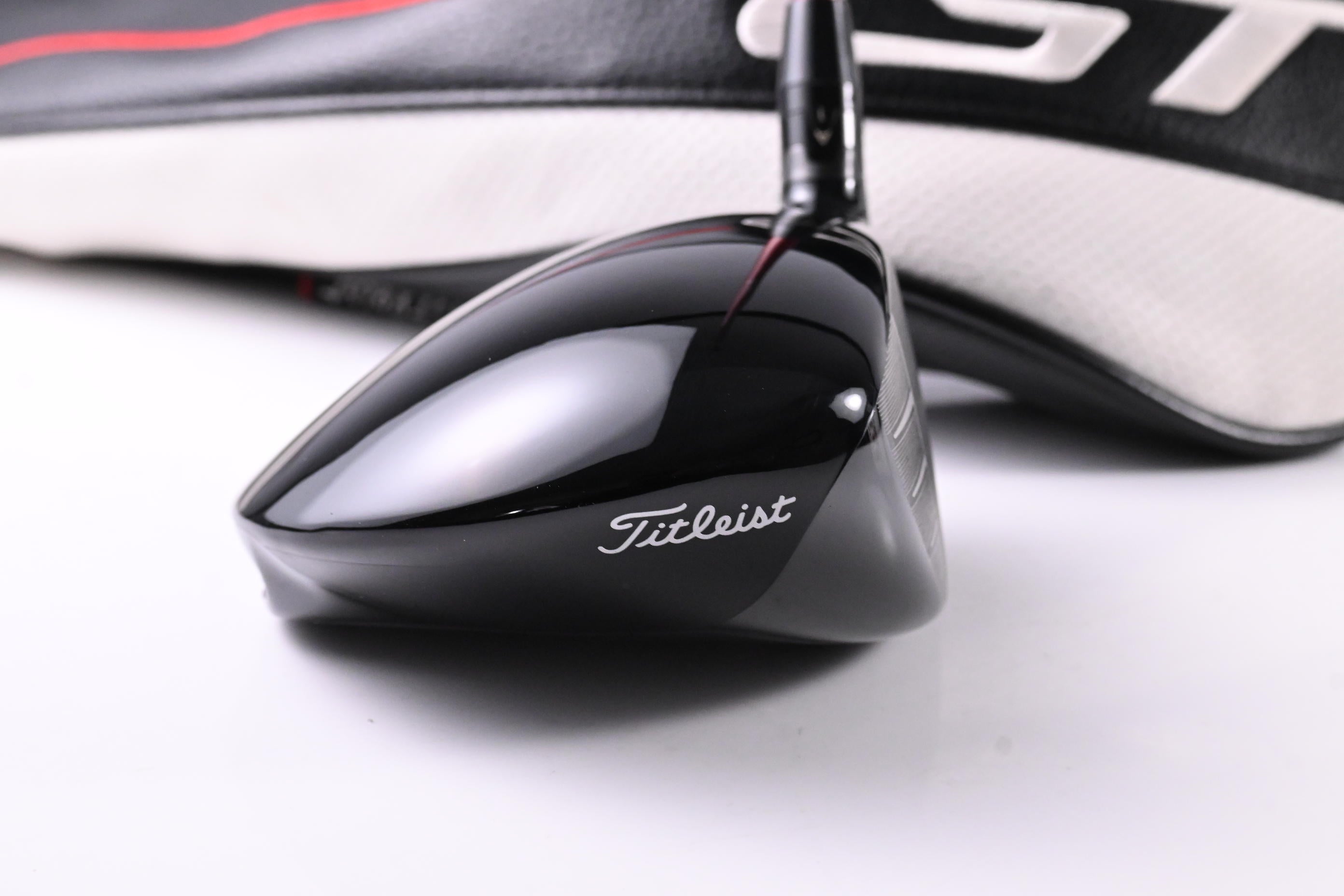 Titleist GT4 Driver / 9 Degree / Stiff Flex Denali Red 50 Shaft
