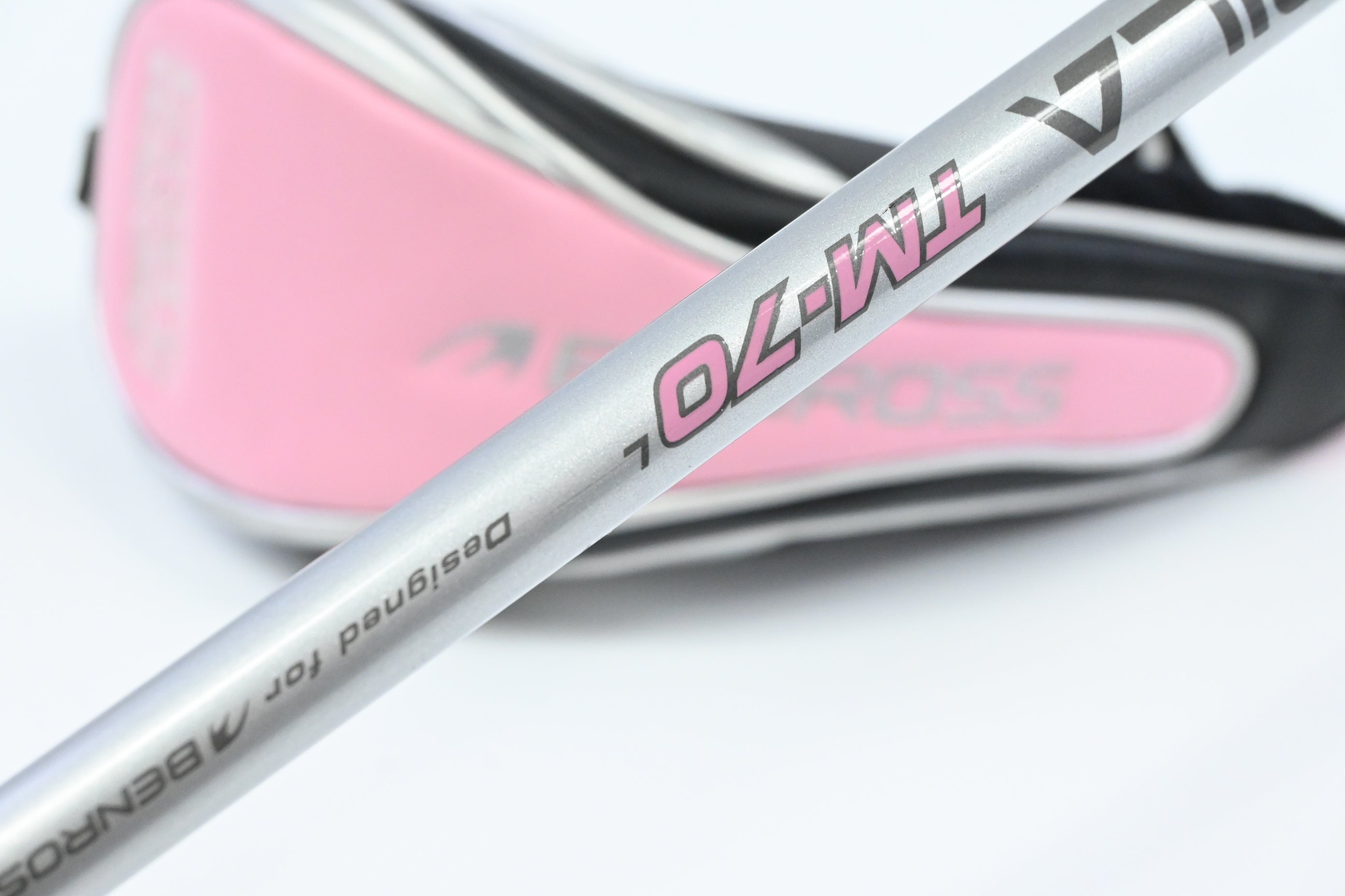 Ladies Benross V5 #4 Hybrid / 23 Degree / Ladies Flex Aldila TM-70 Shaft