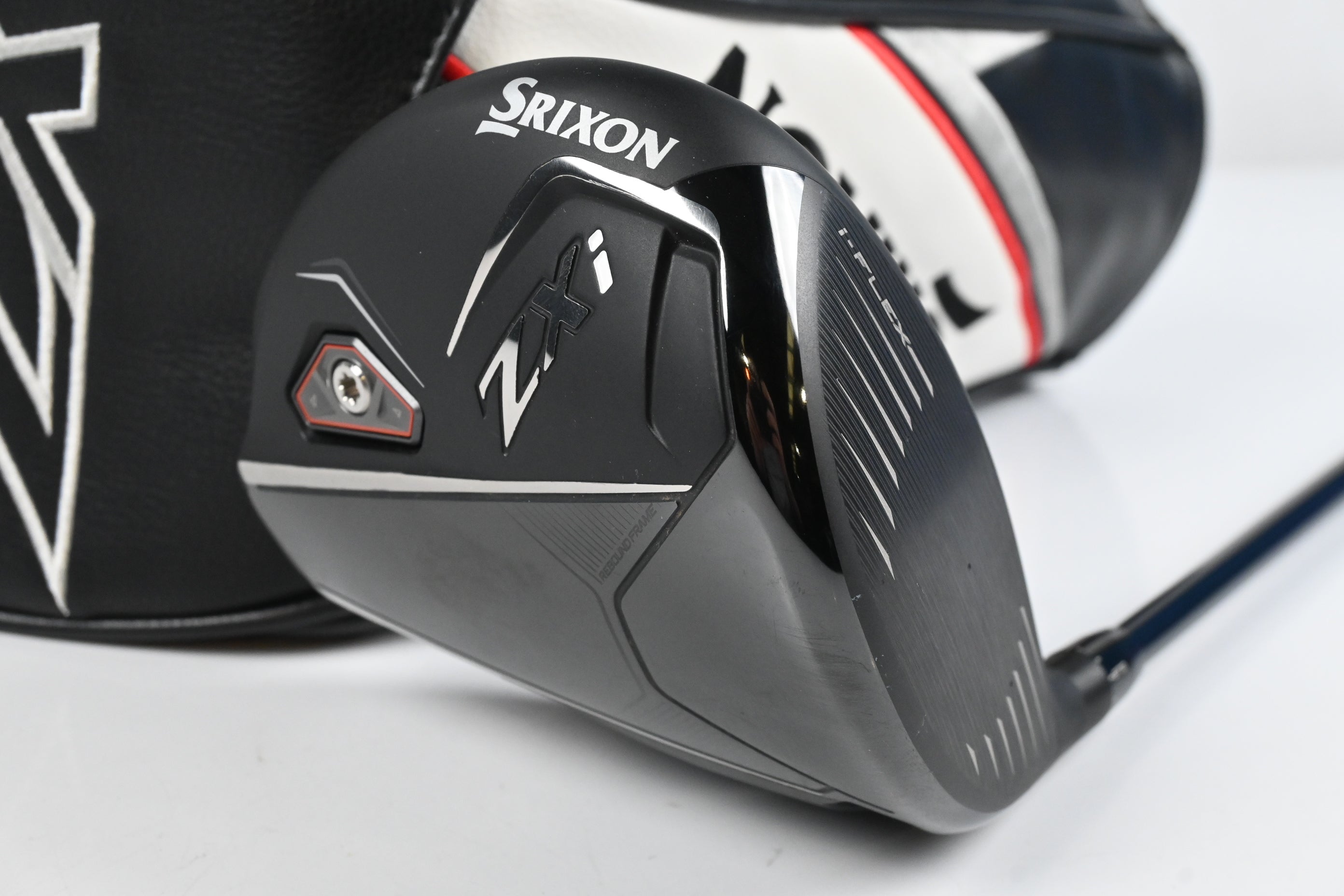 Srixon ZXi Driver / 10.5 Degree / Stiff Flex Fujikura Ventus TR Blue 6 Shaft