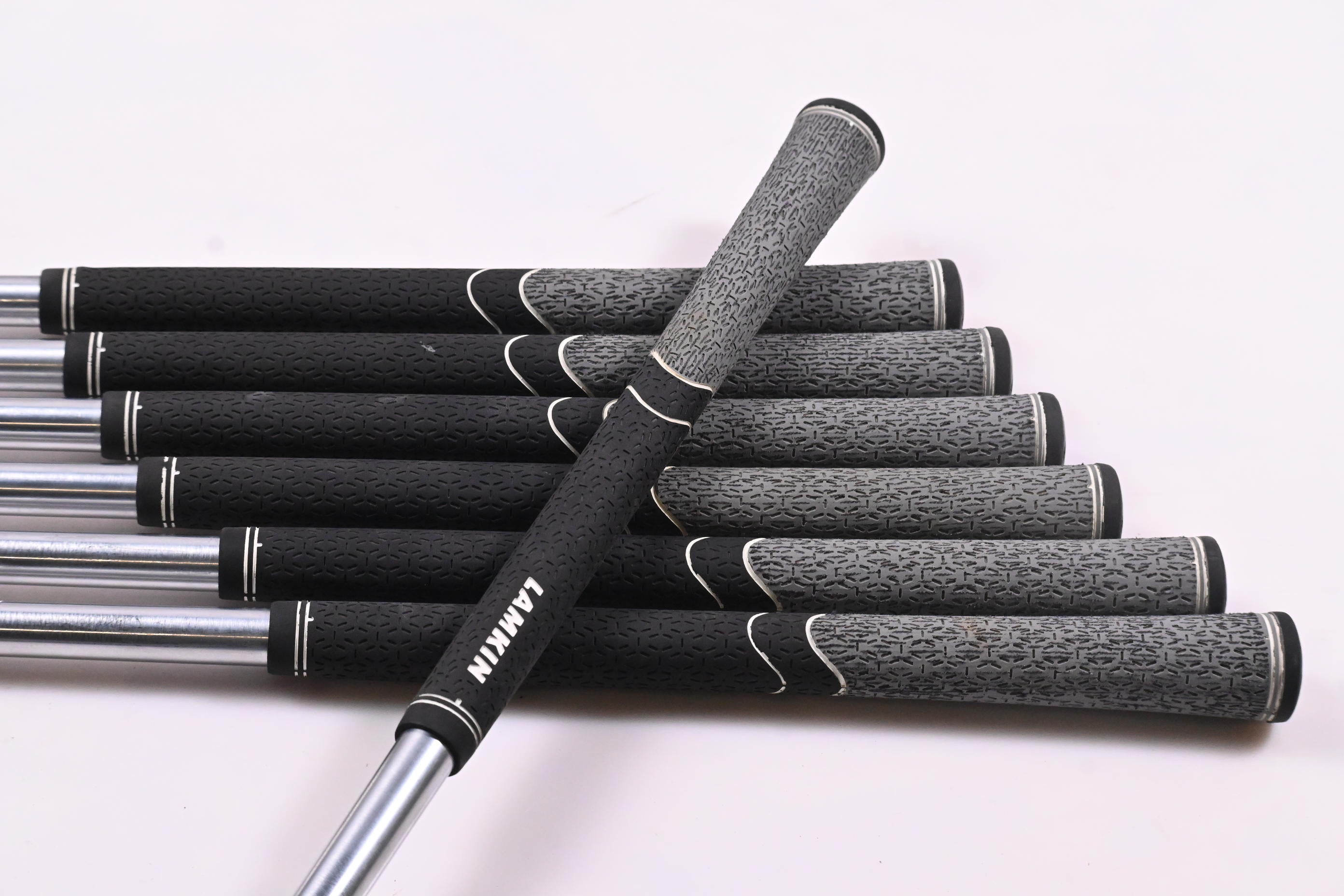 Mizuno JPX 923 Forged Irons / 4-PW / Regular Plus Flex Project X IO 105 Shafts