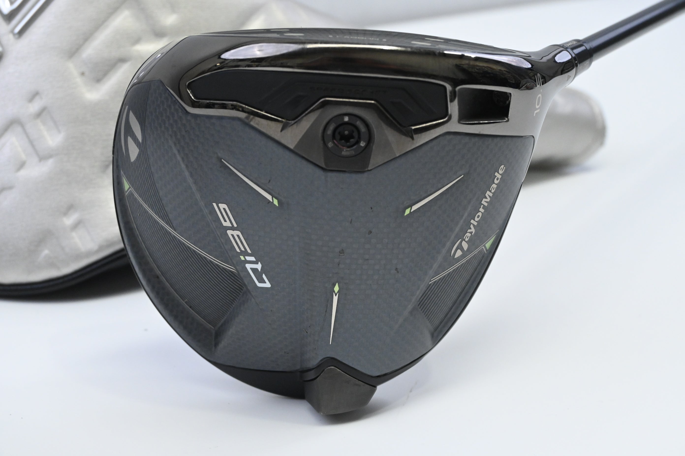 Taylormade Qi35 Driver / 10.5 Degree / Regular Flex Helium 5F3
