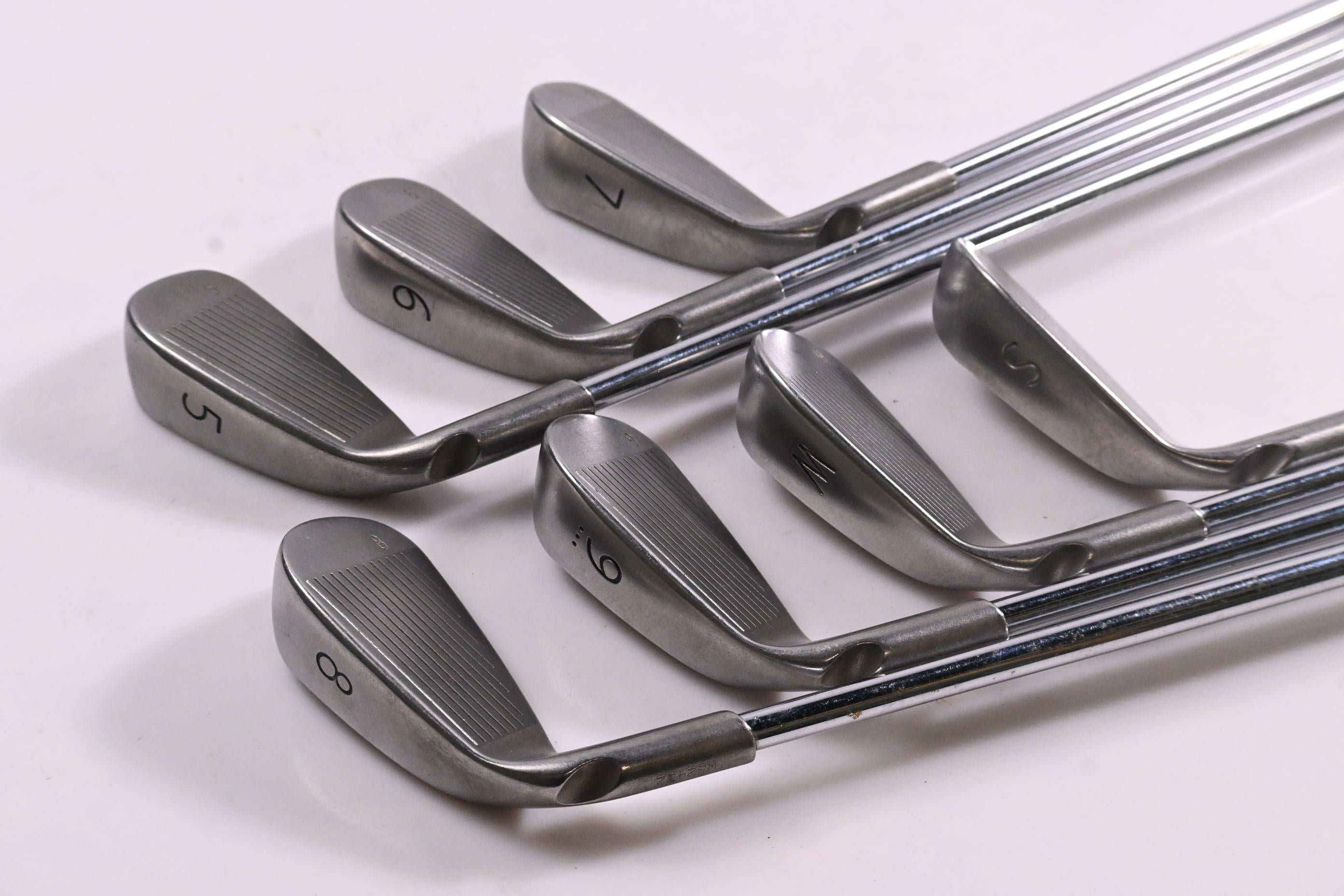 Ping G10 Irons / 5-PW+SW / Yellow Dot / Regular Flex Ping AWT Shafts